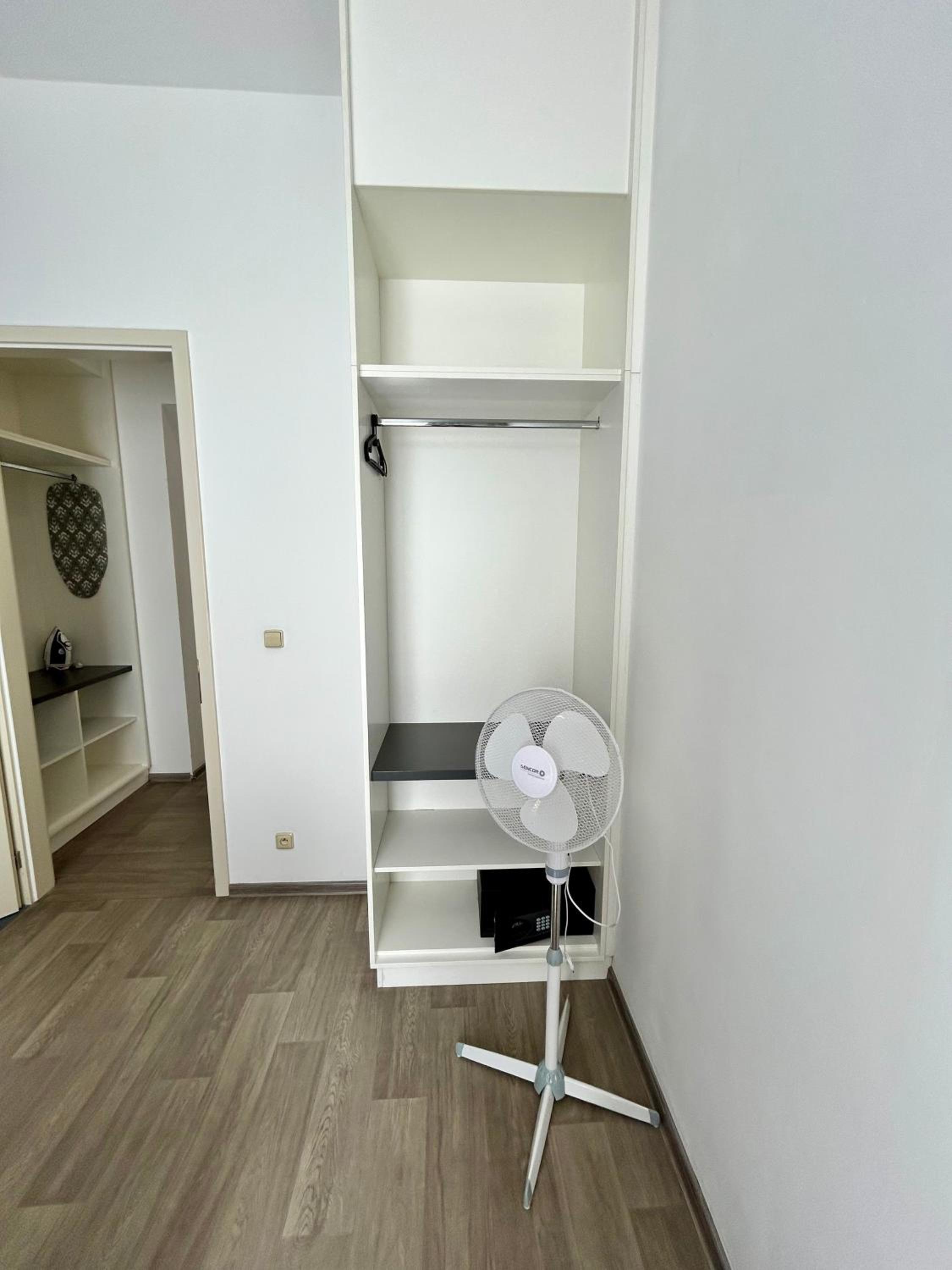 Double Room thumbnail 6