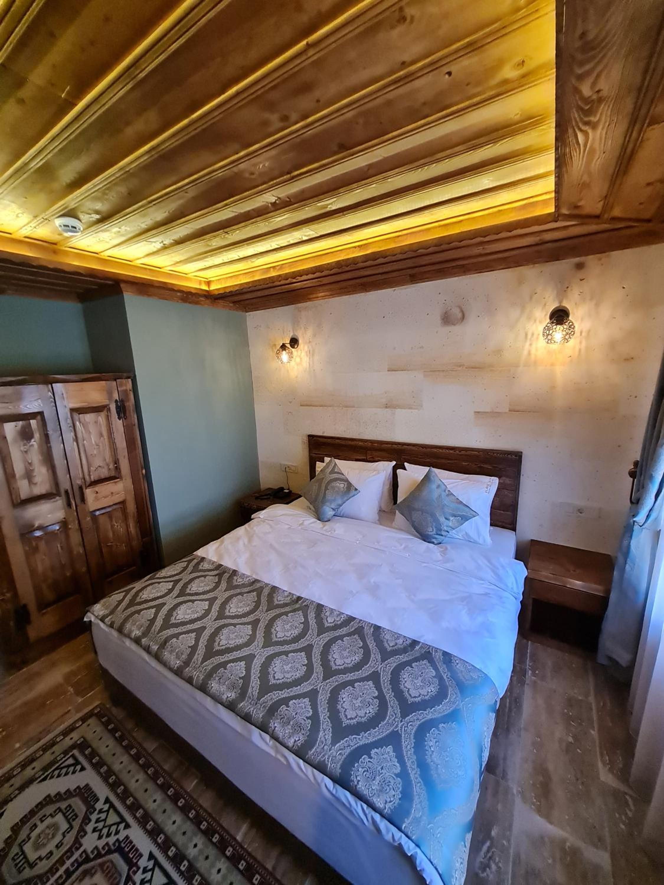 Superior Double Room - Photo 14