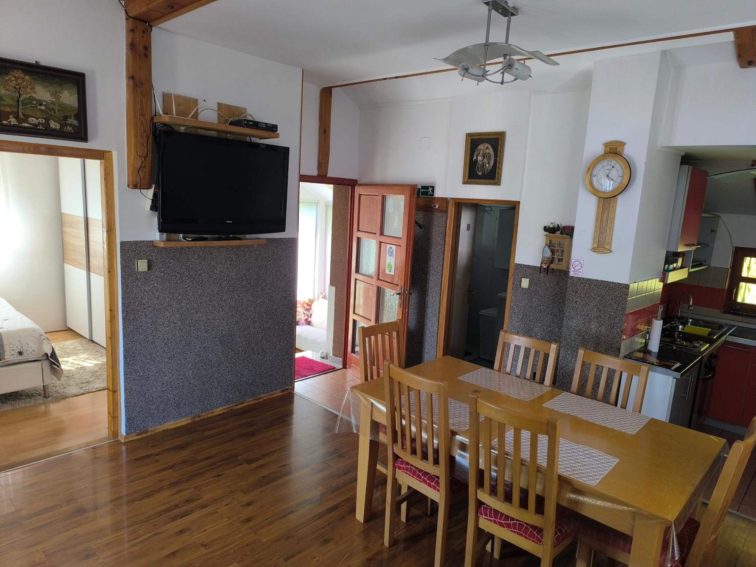 Apartment - Photo 8