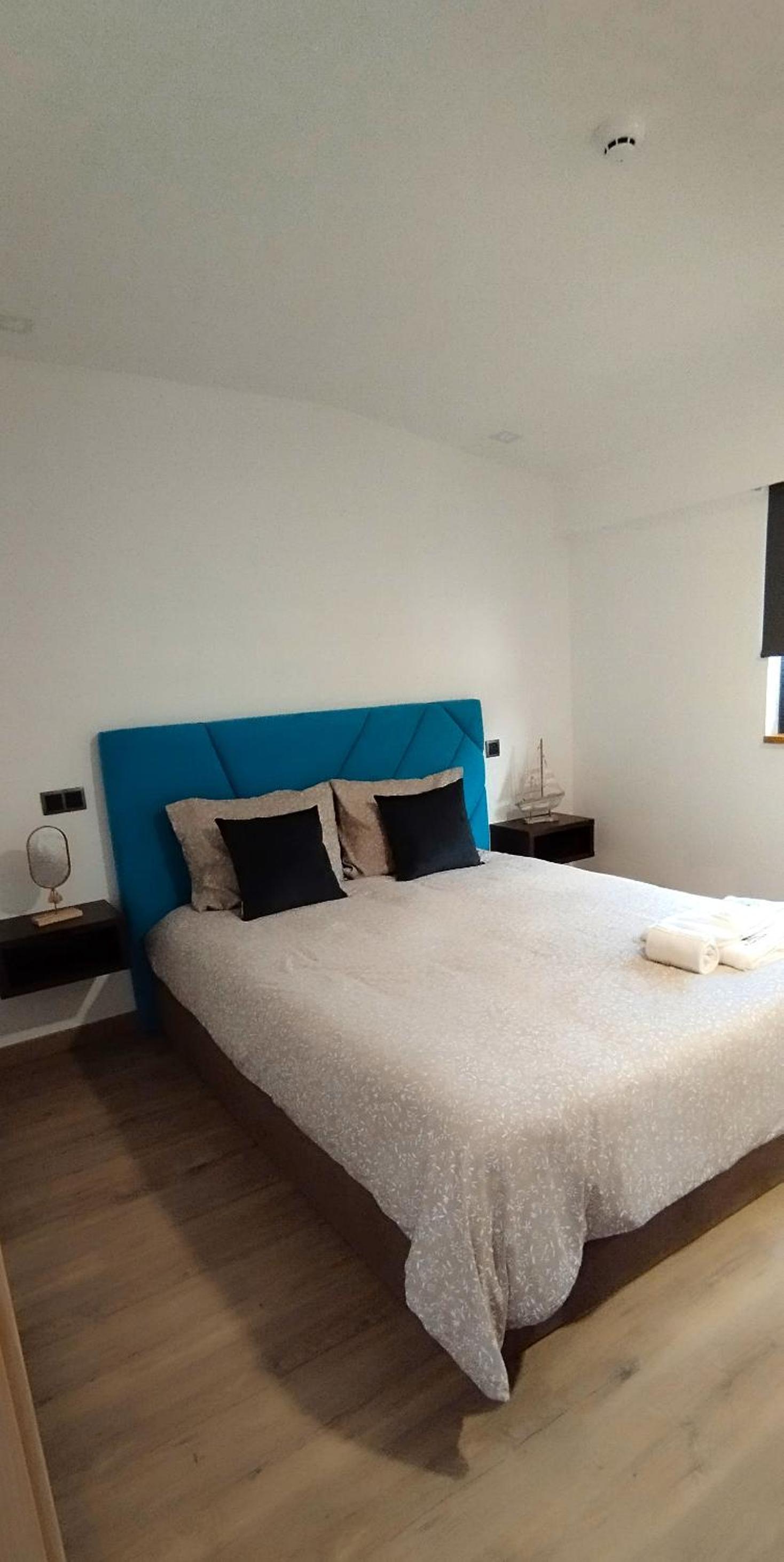 Standard Double Room with Shared Bathroom