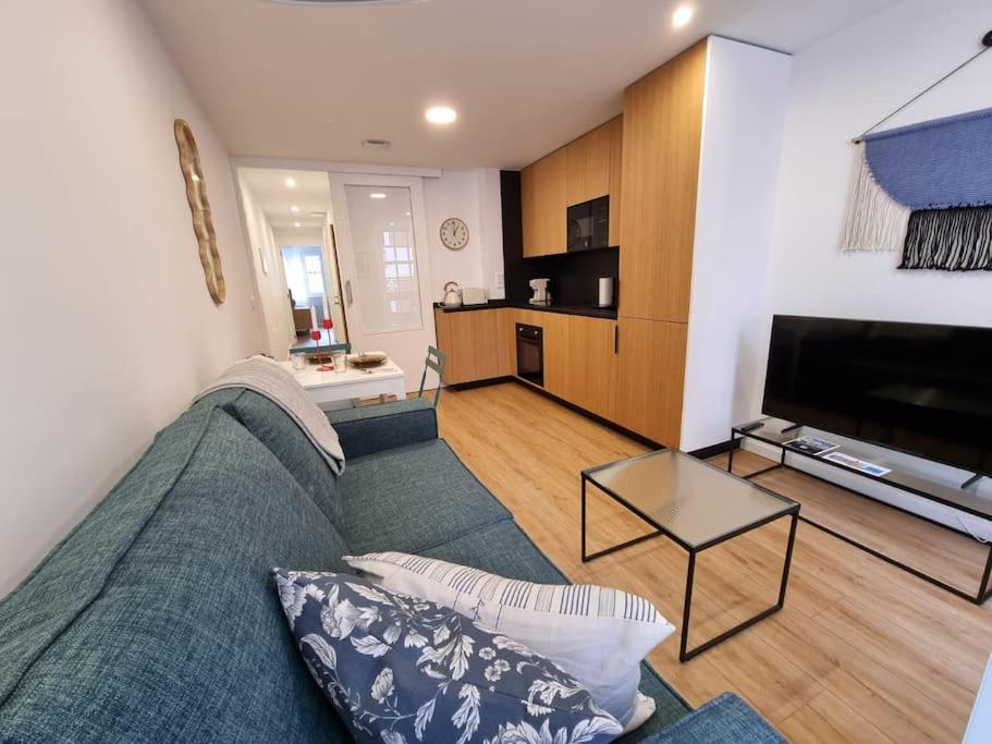 One-Bedroom Apartment photo 2