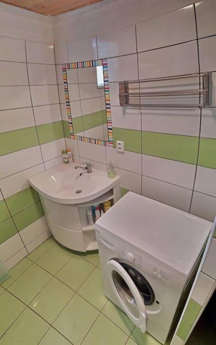 Three-Bedroom House photo 3