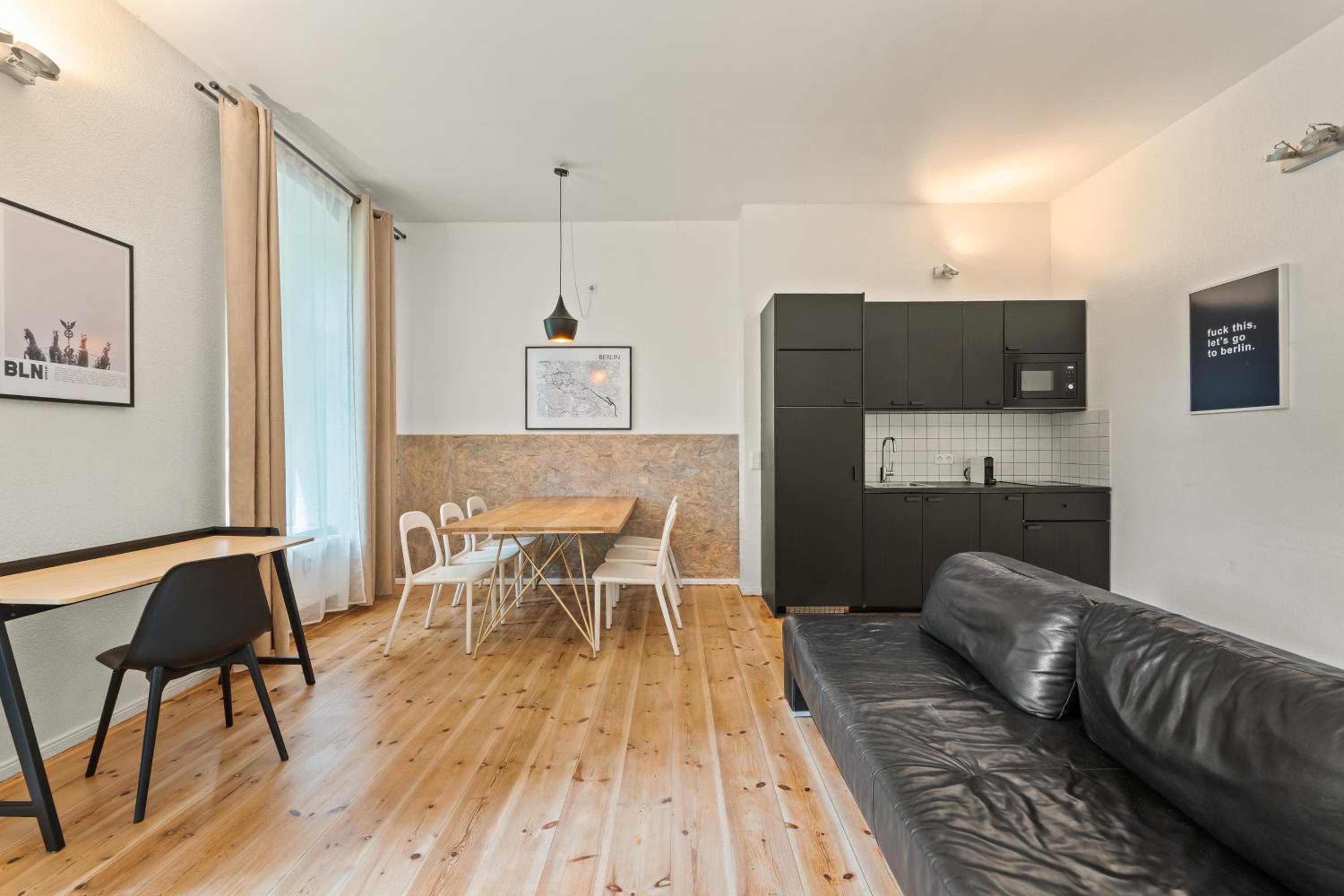 Two-Bedroom Apartment With Terrace photo 3