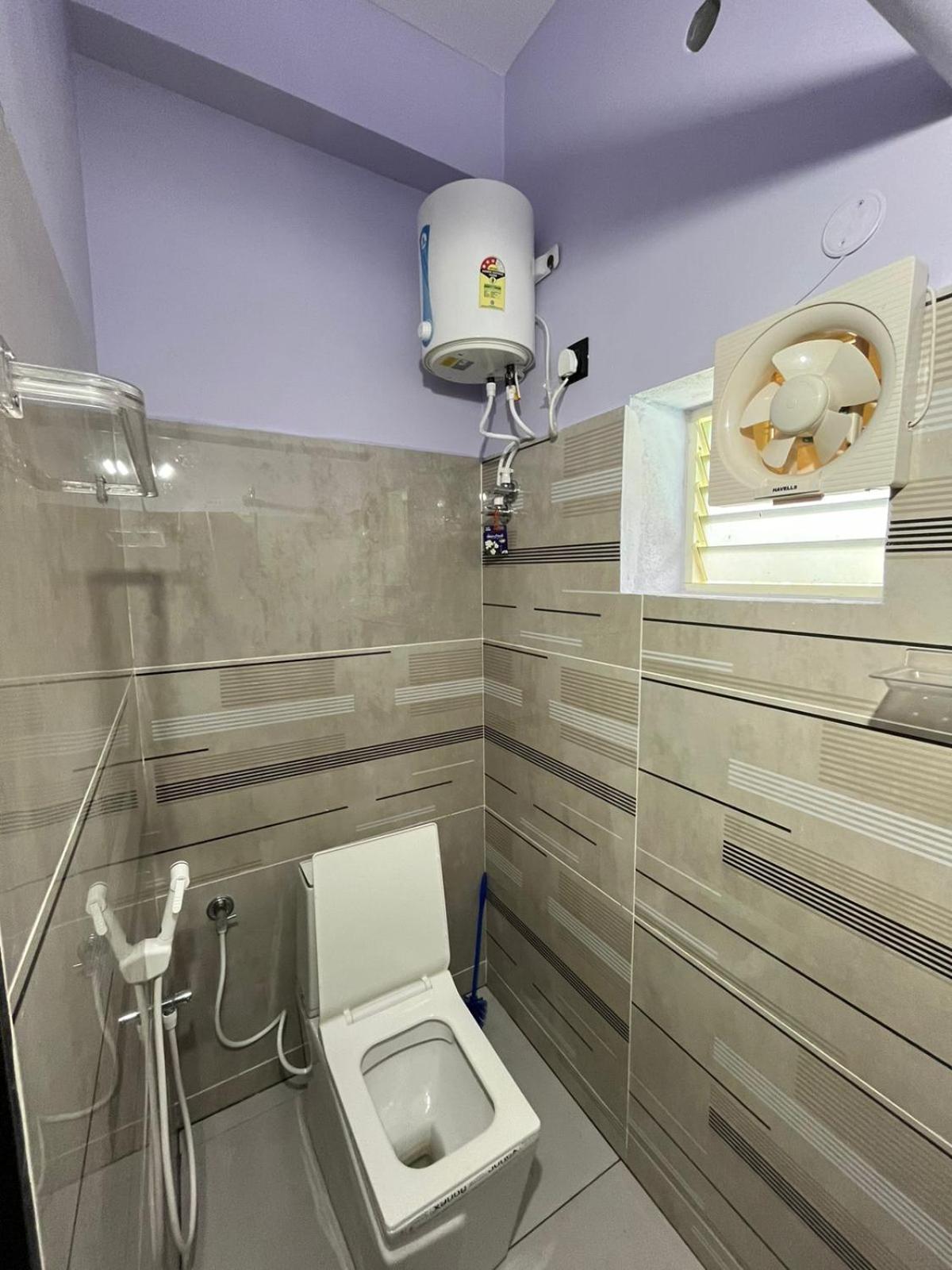 Double Room with Private Bathroom photo 3