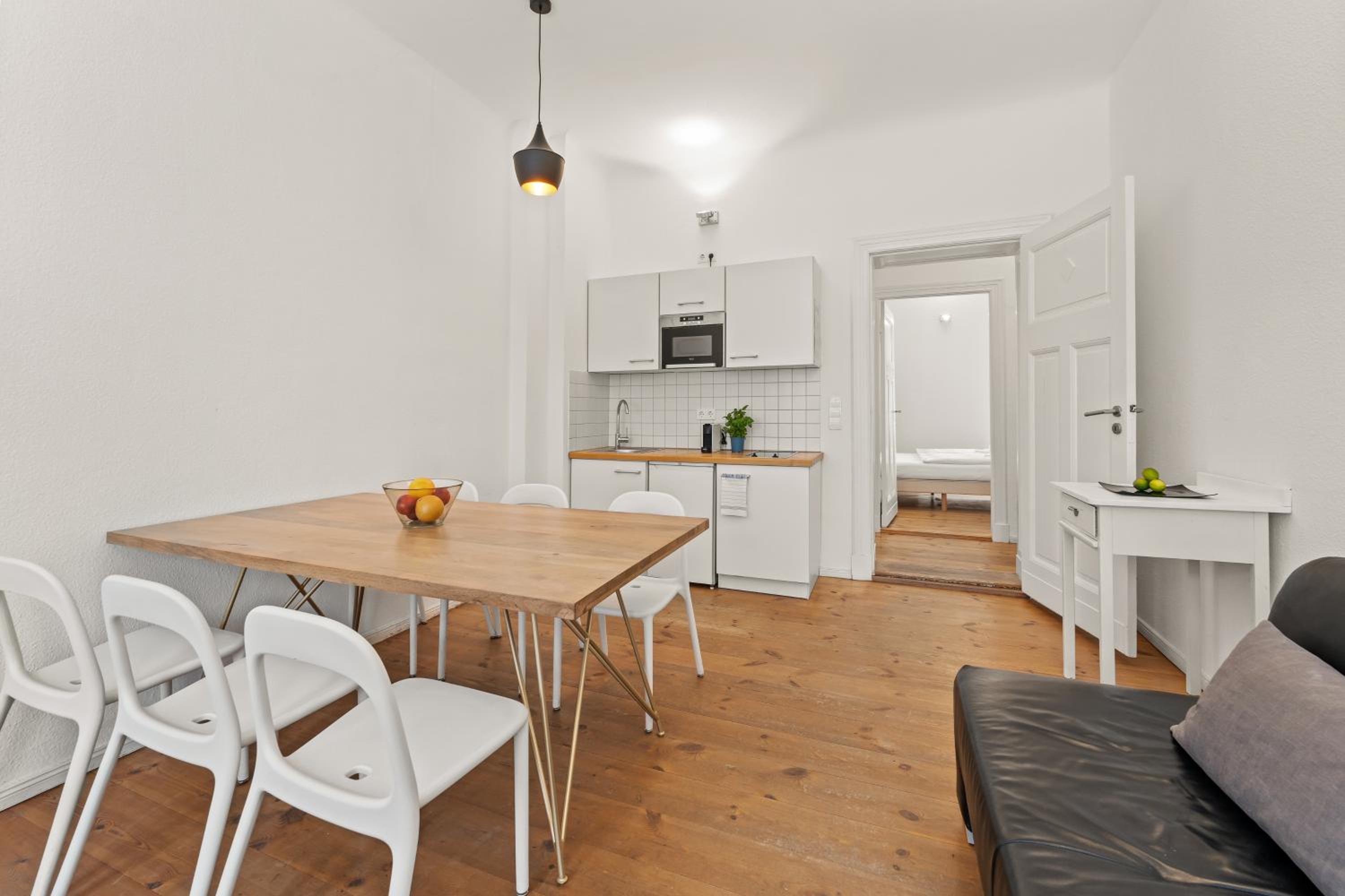 Two-Bedroom Apartment With Balcony photo 2