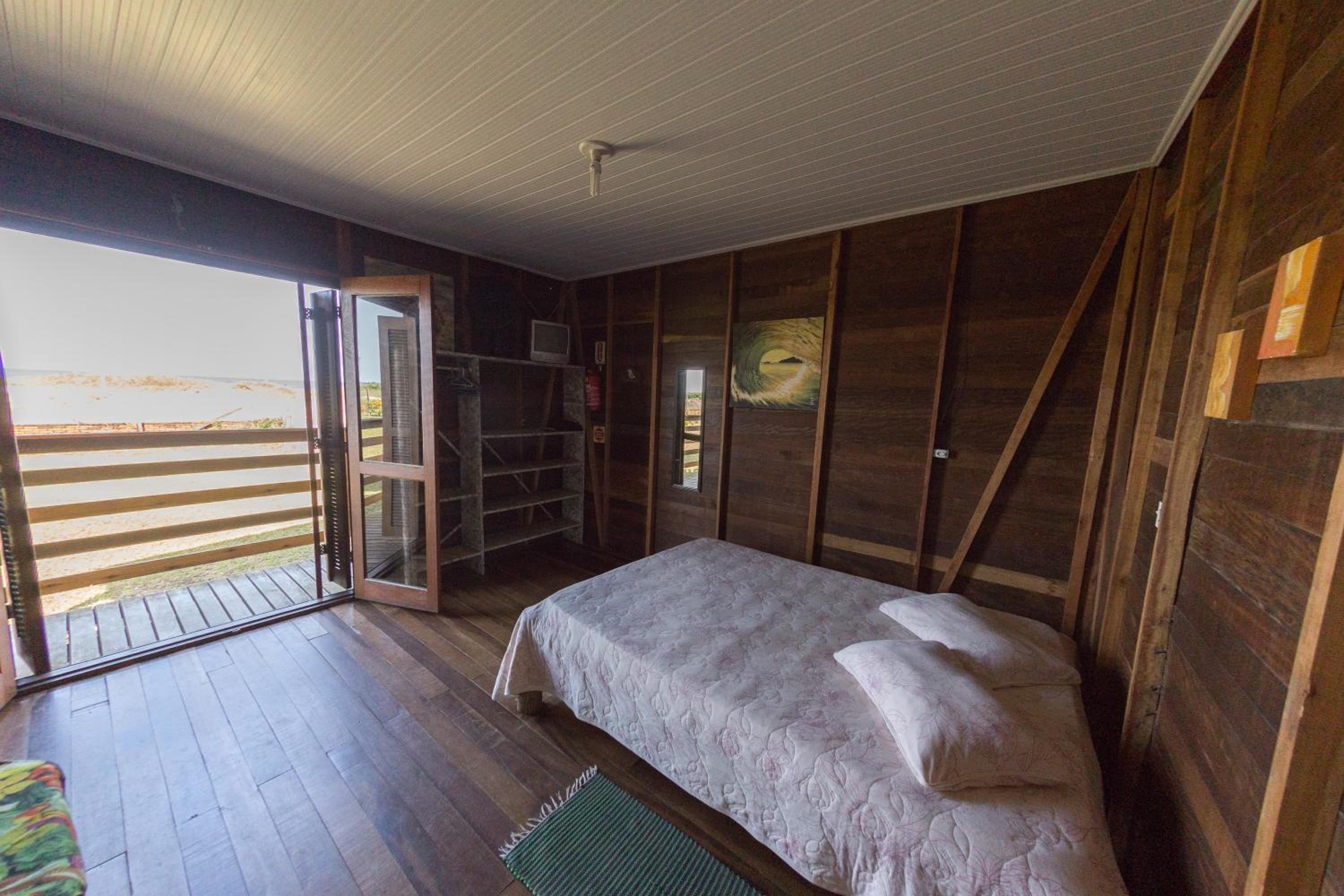Deluxe Room (1 adult + 1 child) photo 1
