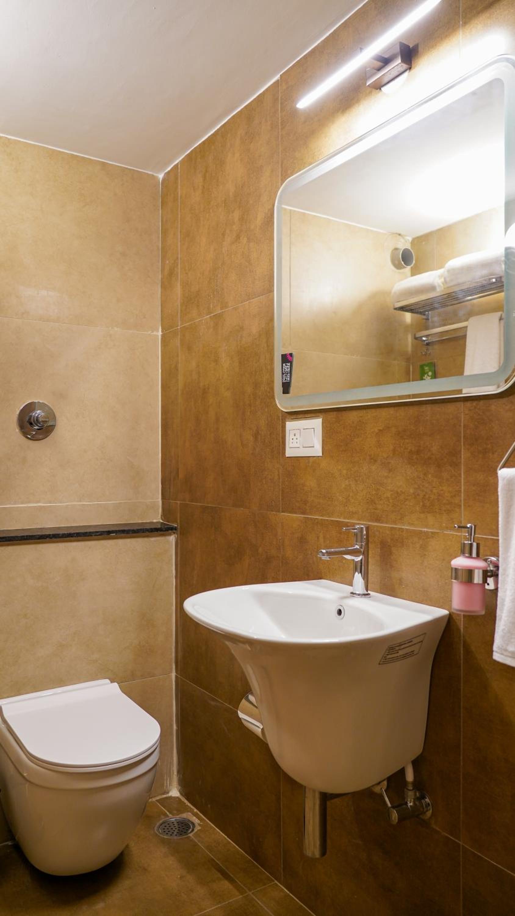 Deluxe Double Room - Photo 2