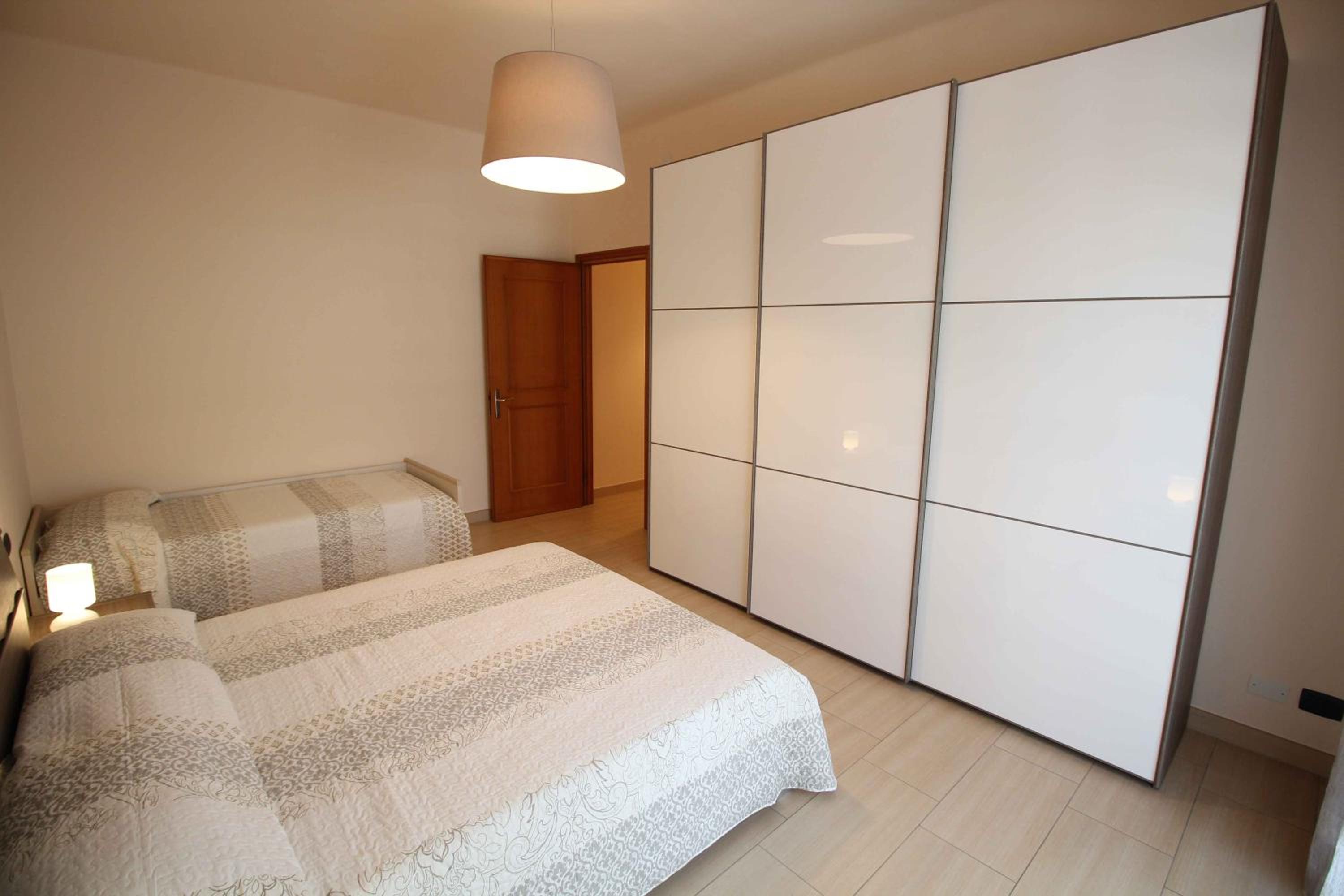 Two-Bedroom Apartment with Balcony photo 2
