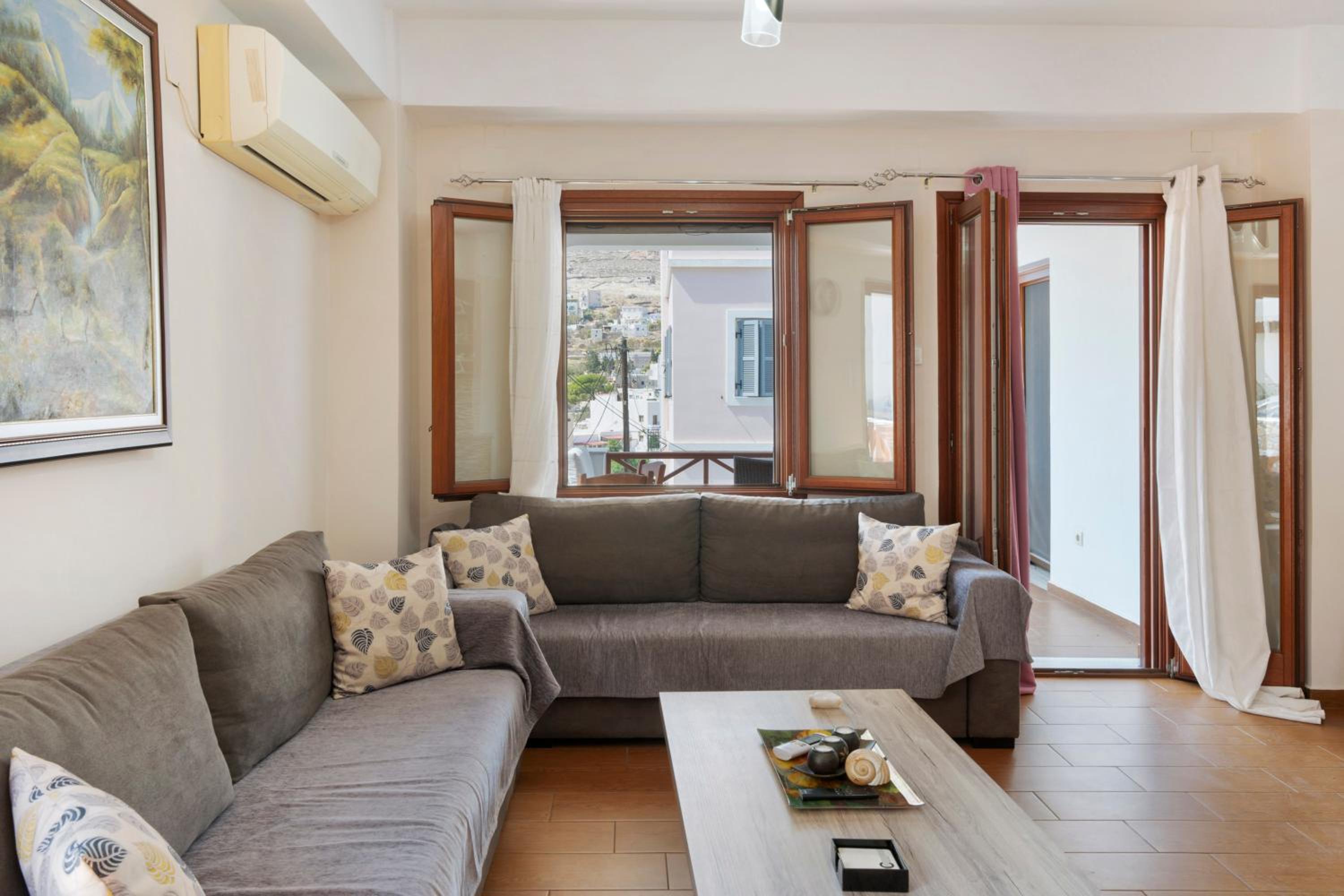 Superior Apartment with City View