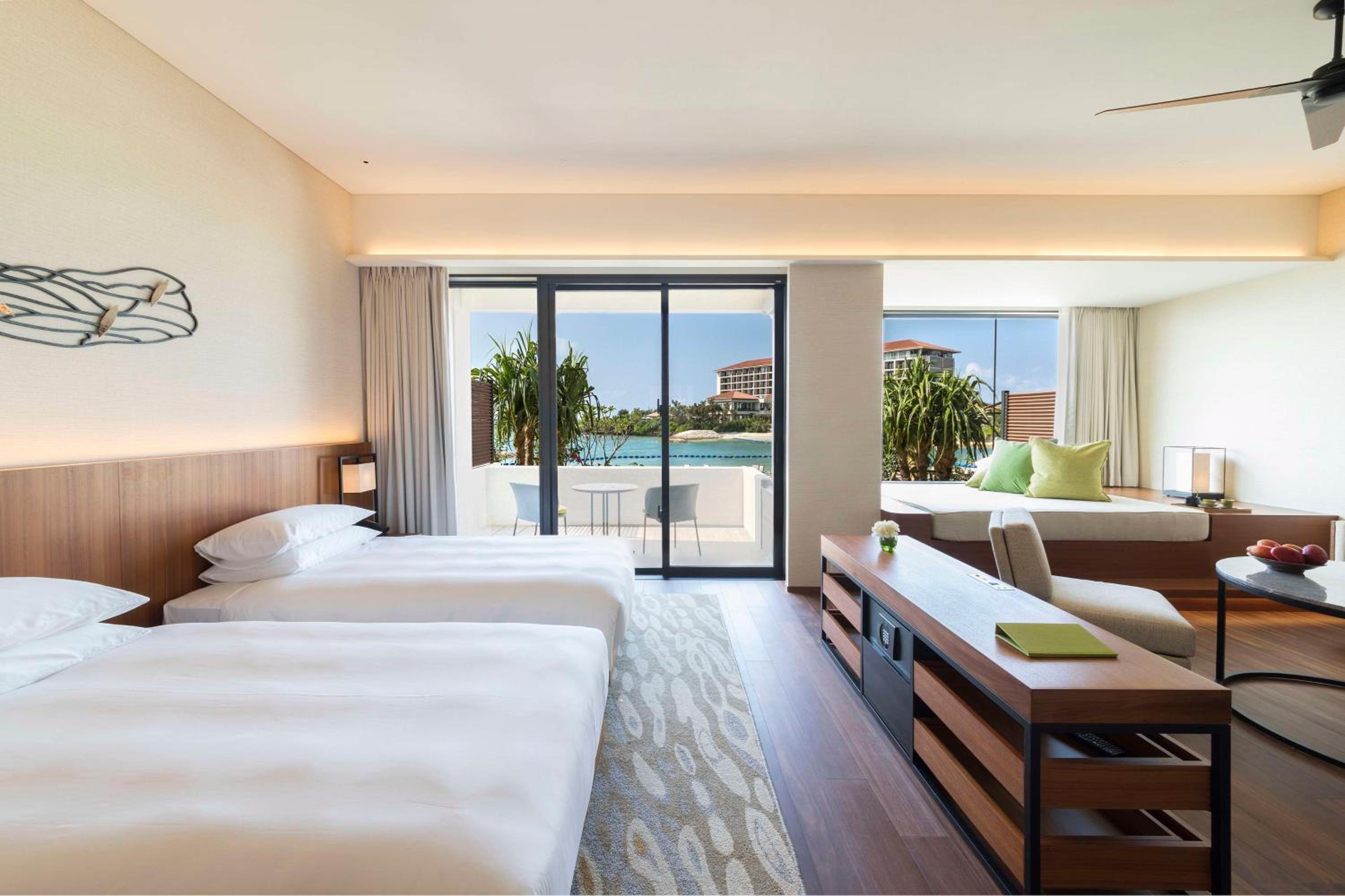 One-Bedroom Beach House with Two Single Beds - Photo 9