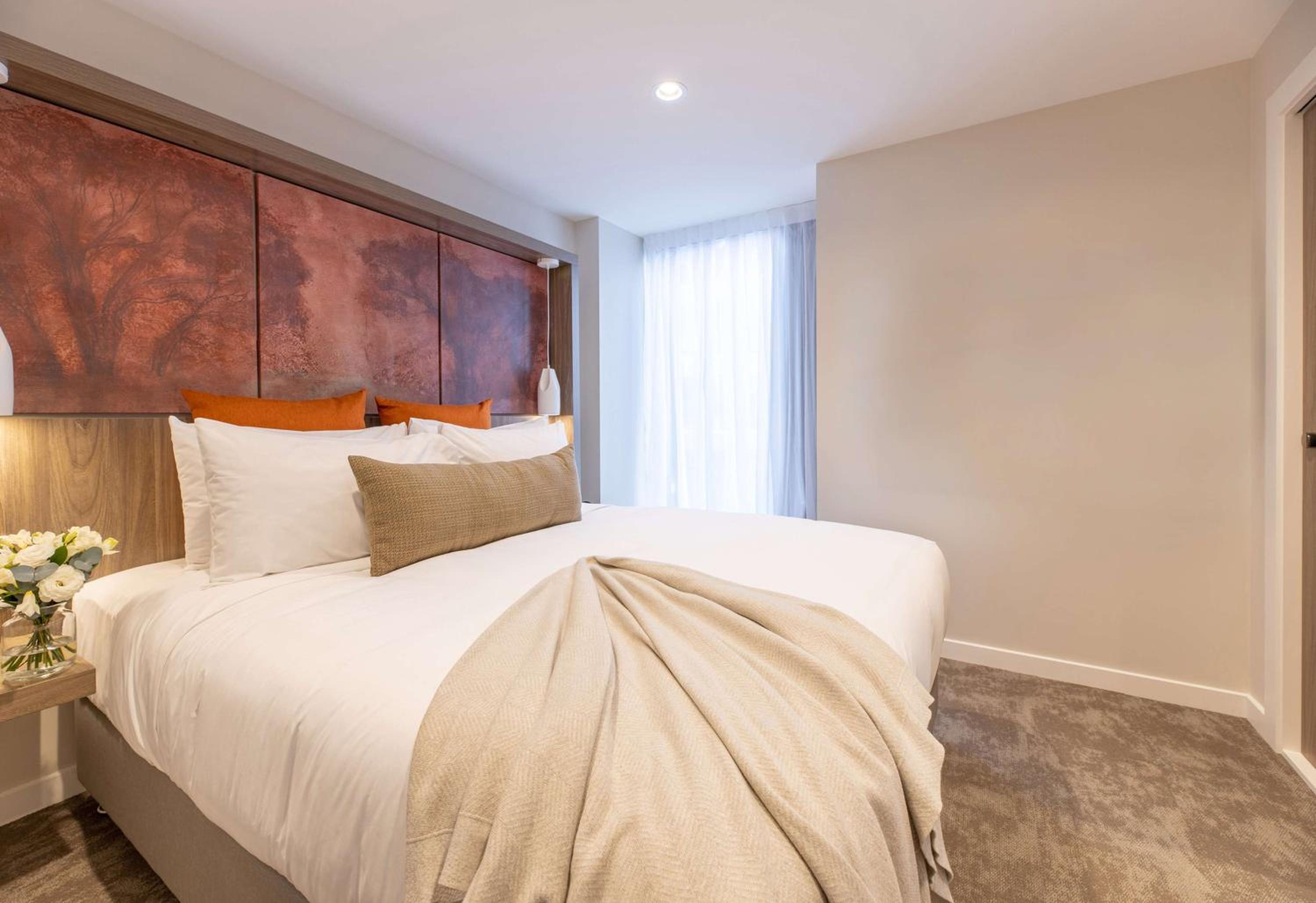 Premium Apartment - Photo 2