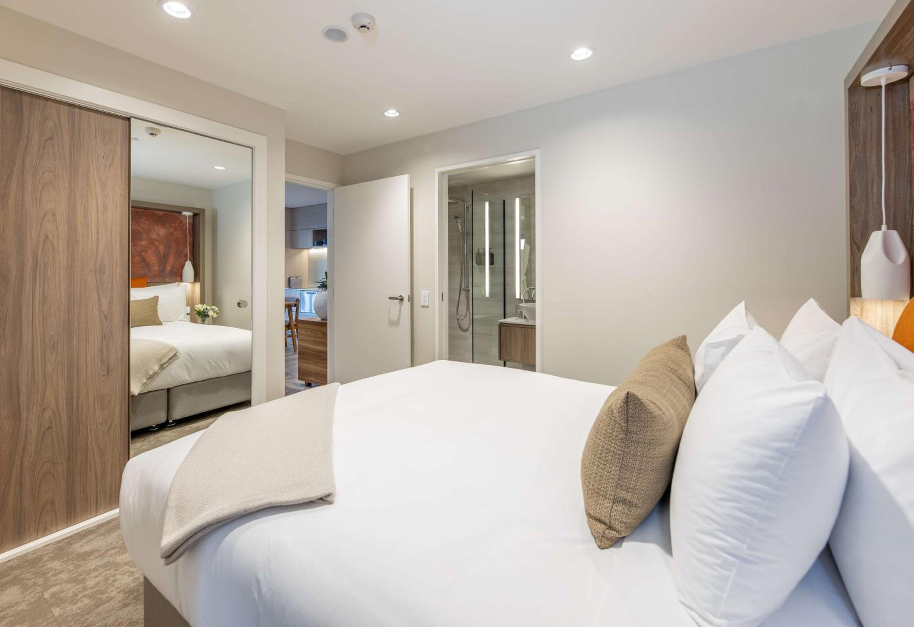 Premium Apartment - Photo 3