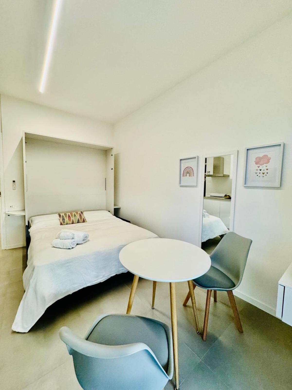 Studio Apartment with Balcony
