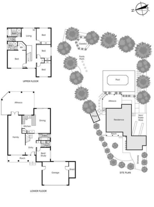 Five-Bedroom House photo 3