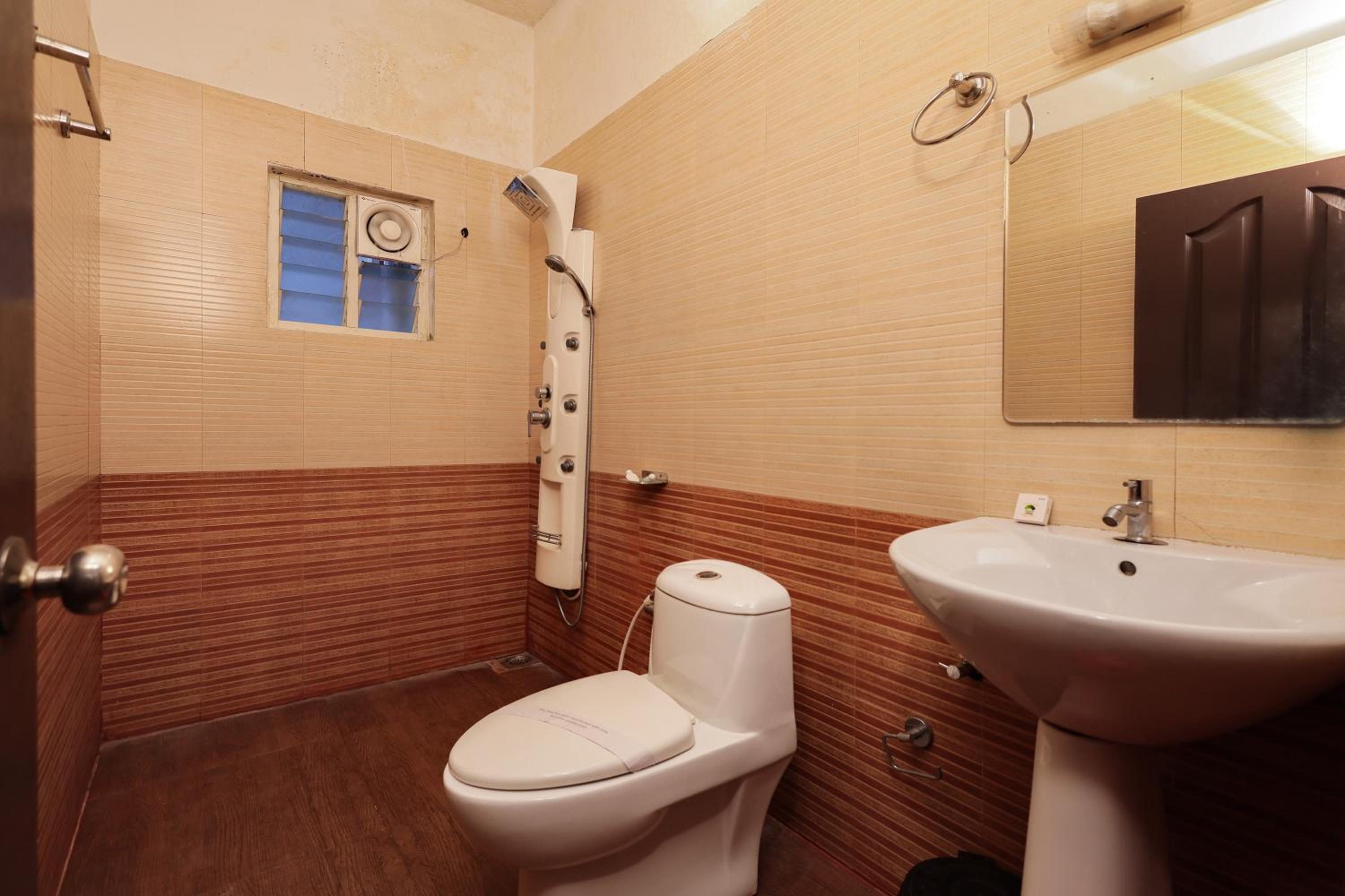 Suite - Photo 4