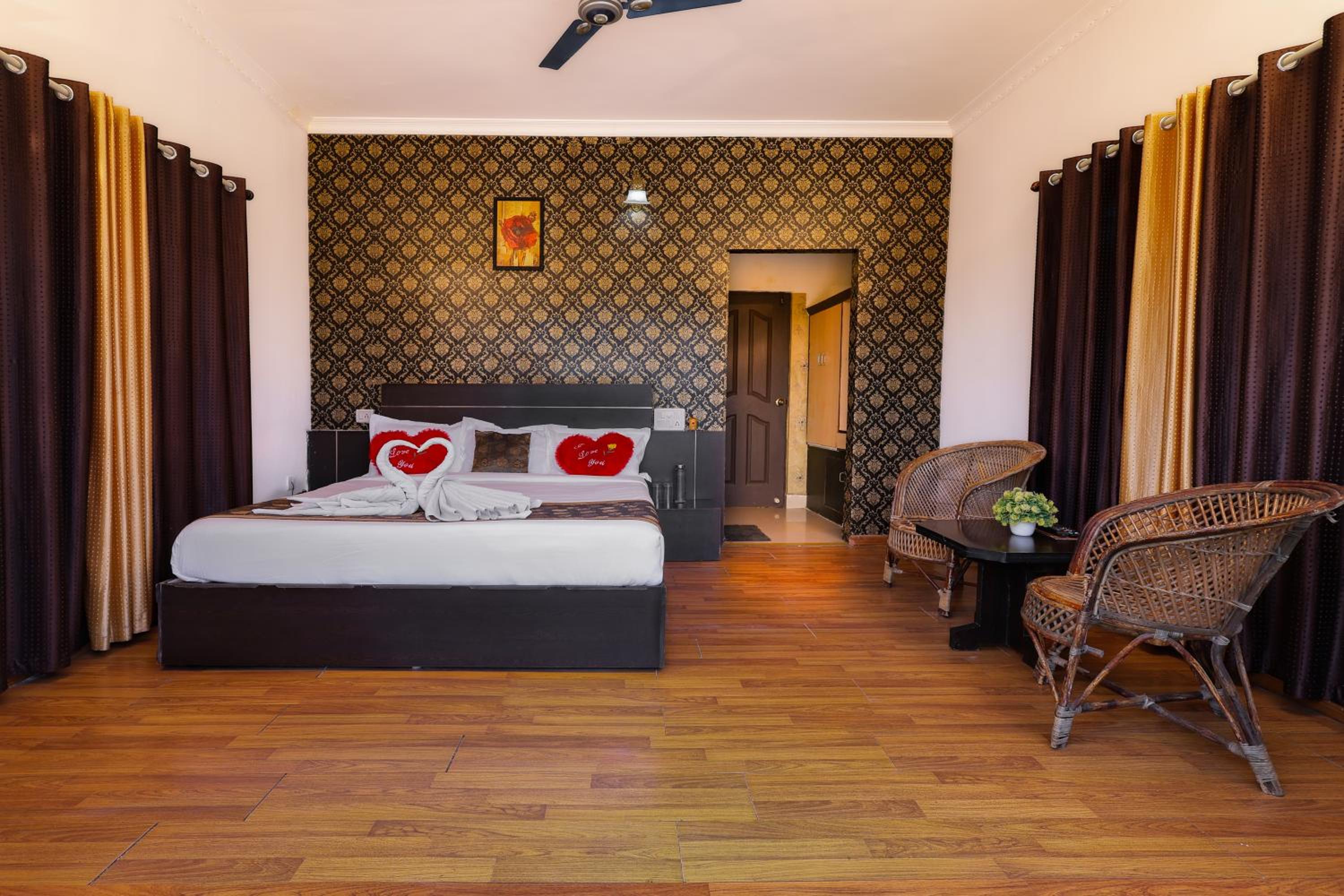 Suite - Photo 2