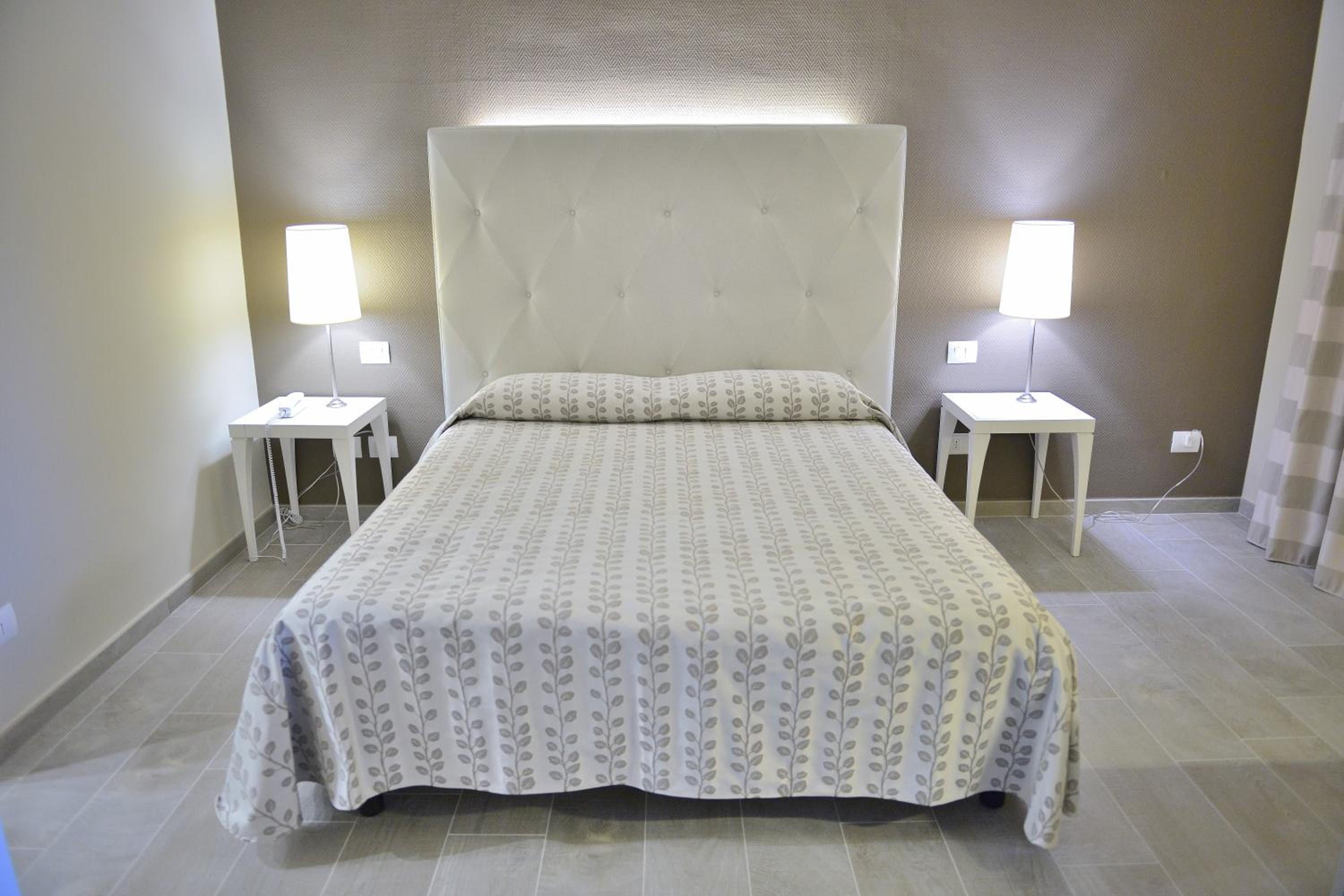 Suite - Photo 3