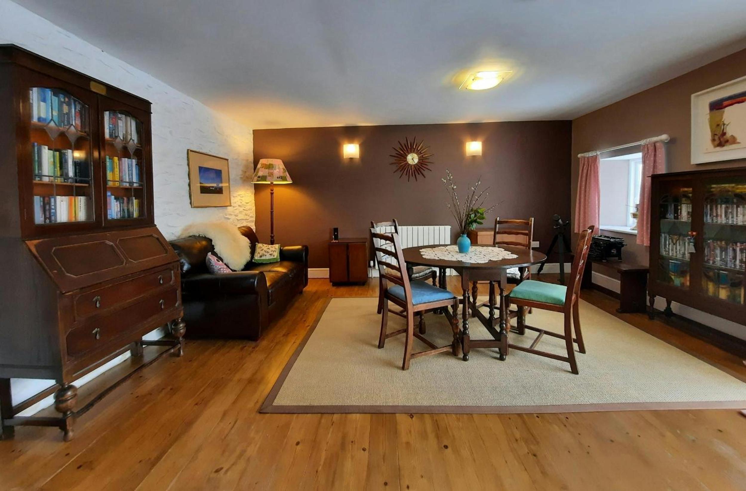 One-Bedroom House photo 3