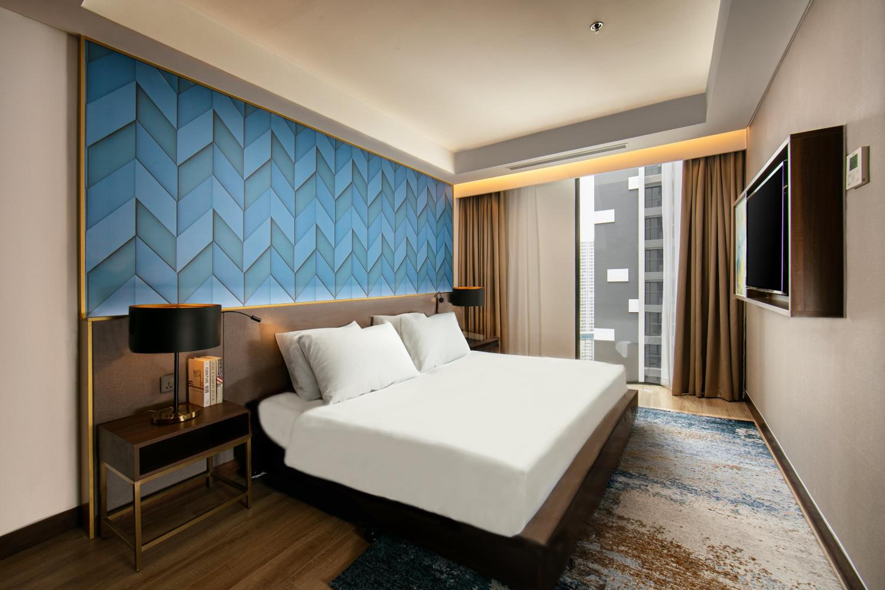 Superior King Room