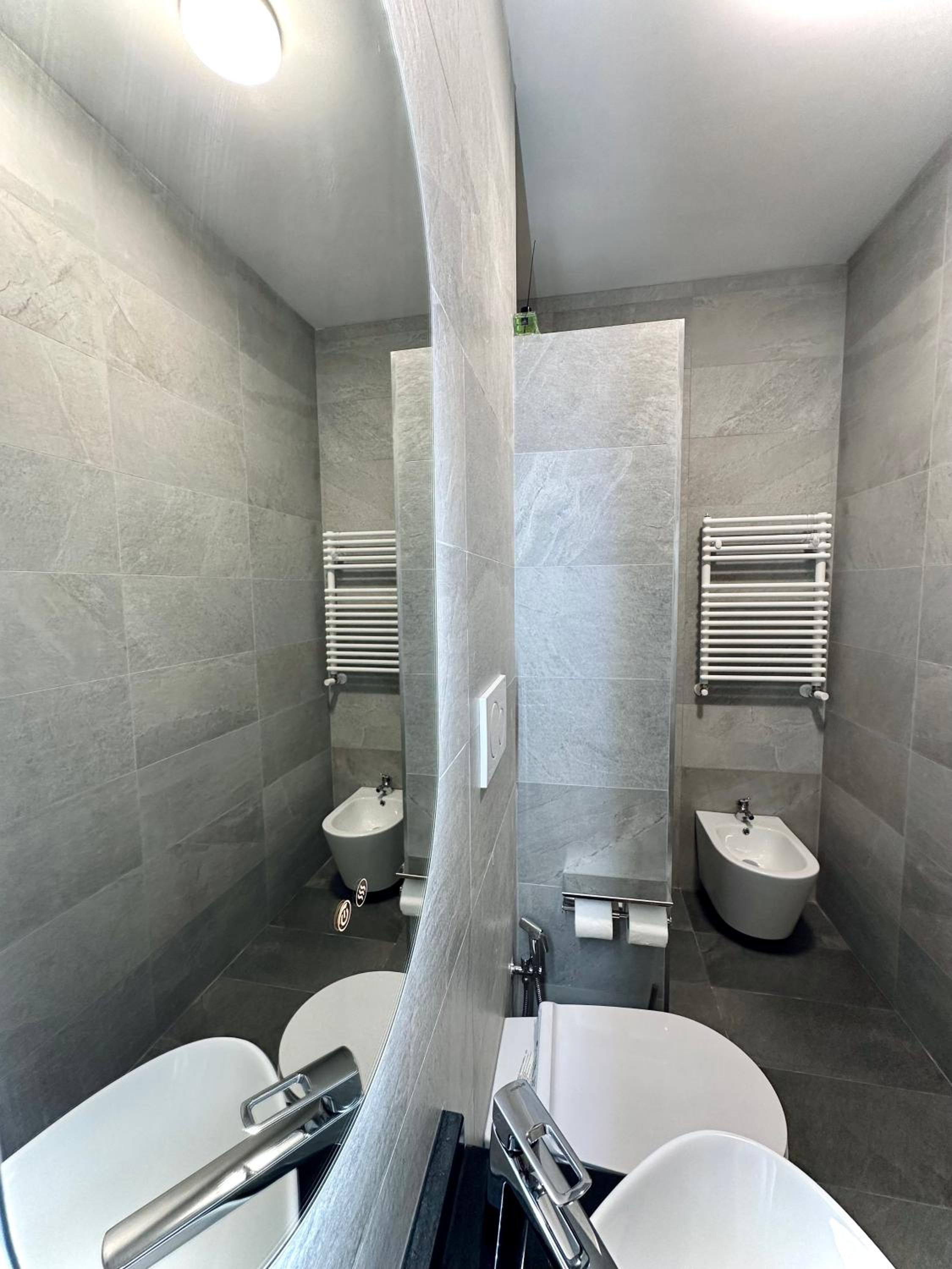 Deluxe Double Room with Balcony photo 3