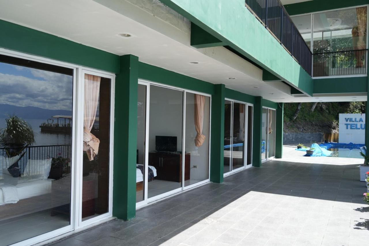 Villa photo 2