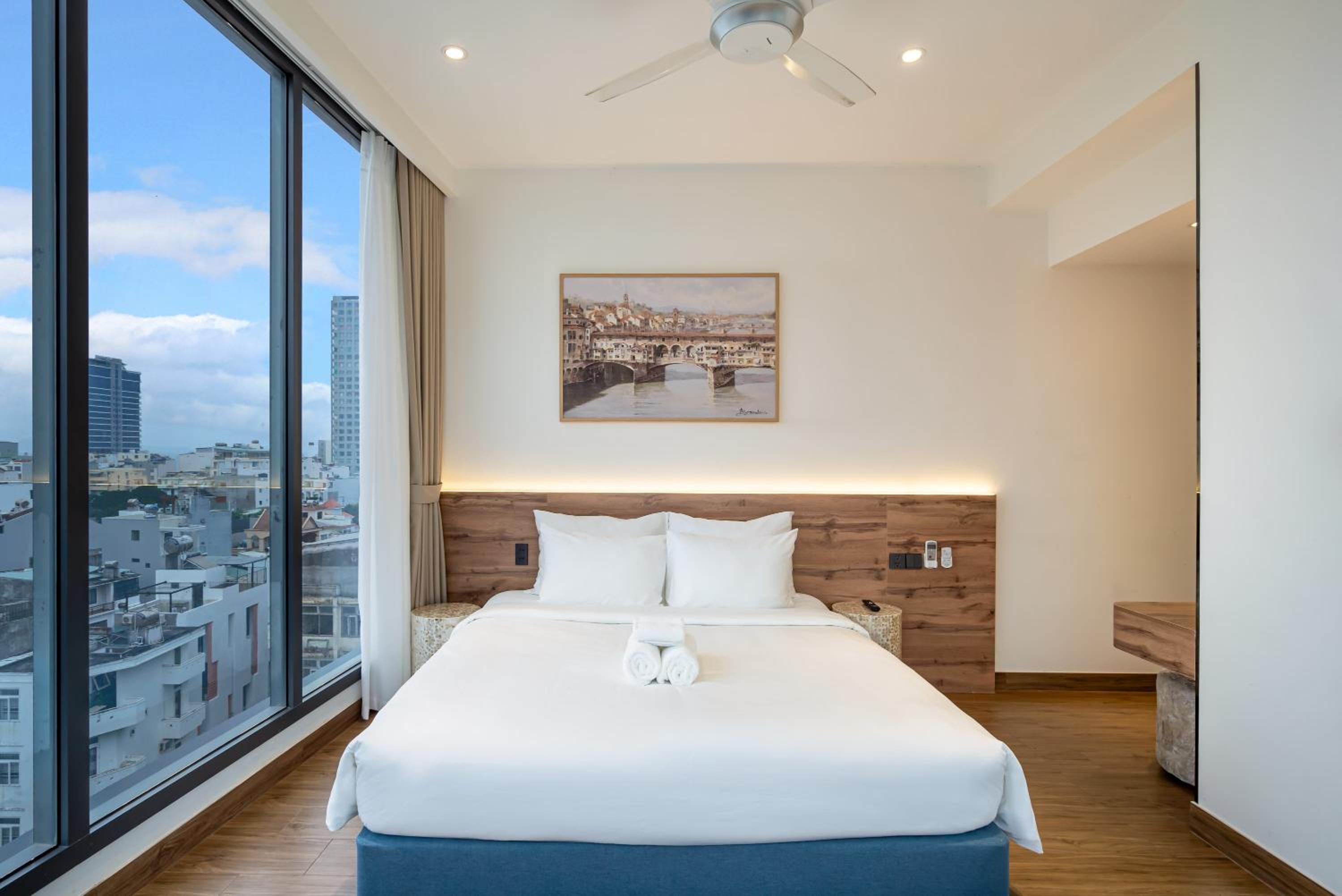 King Room with Mountain View - Photo 4
