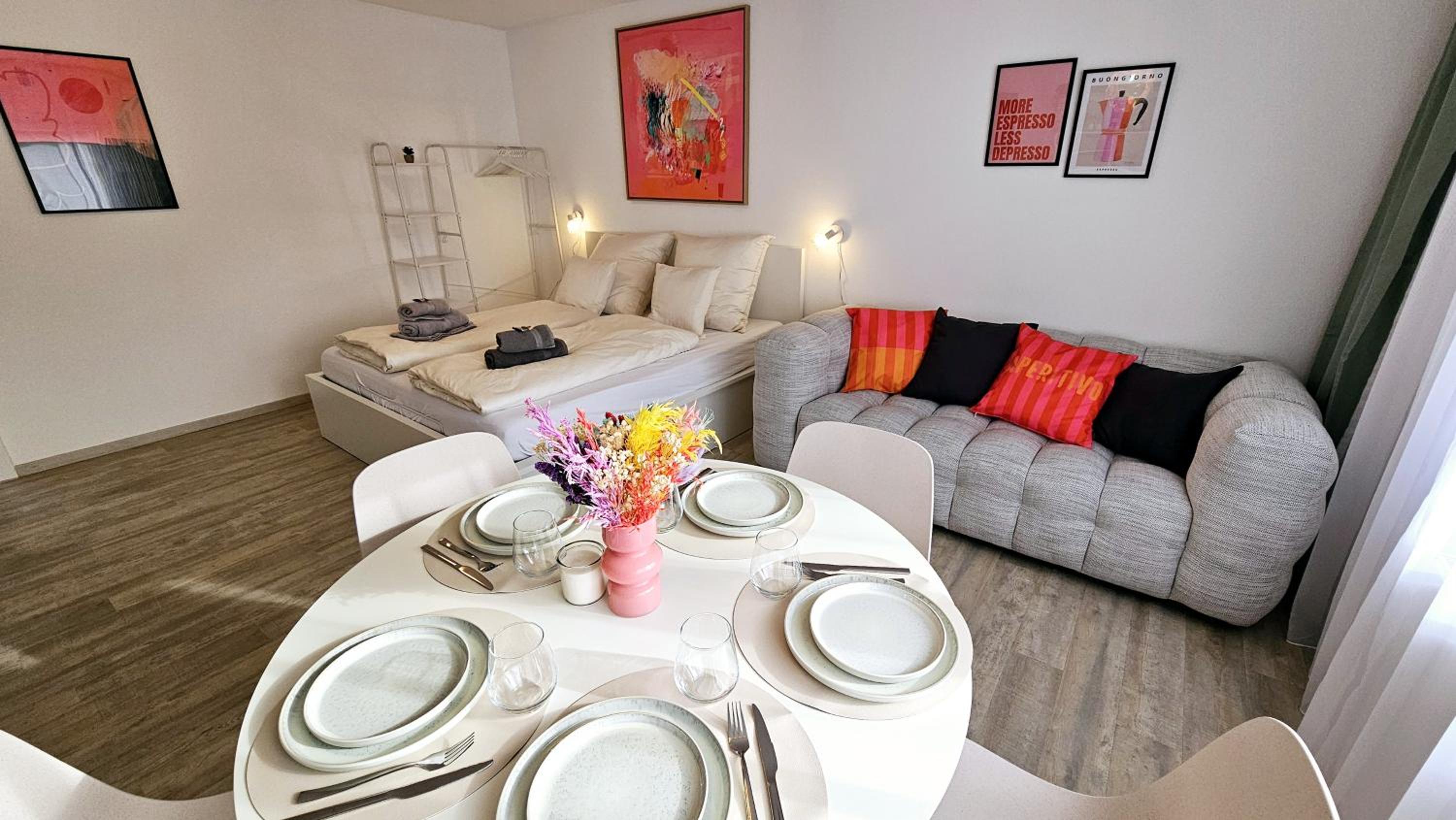 Studio Apartment photo 1