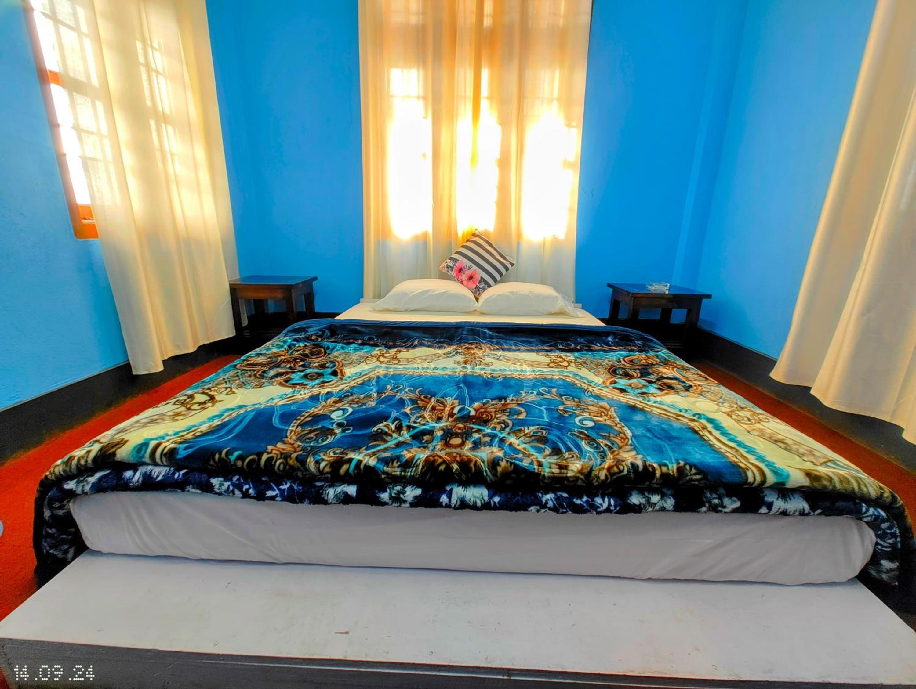 Deluxe Double Room photo 2