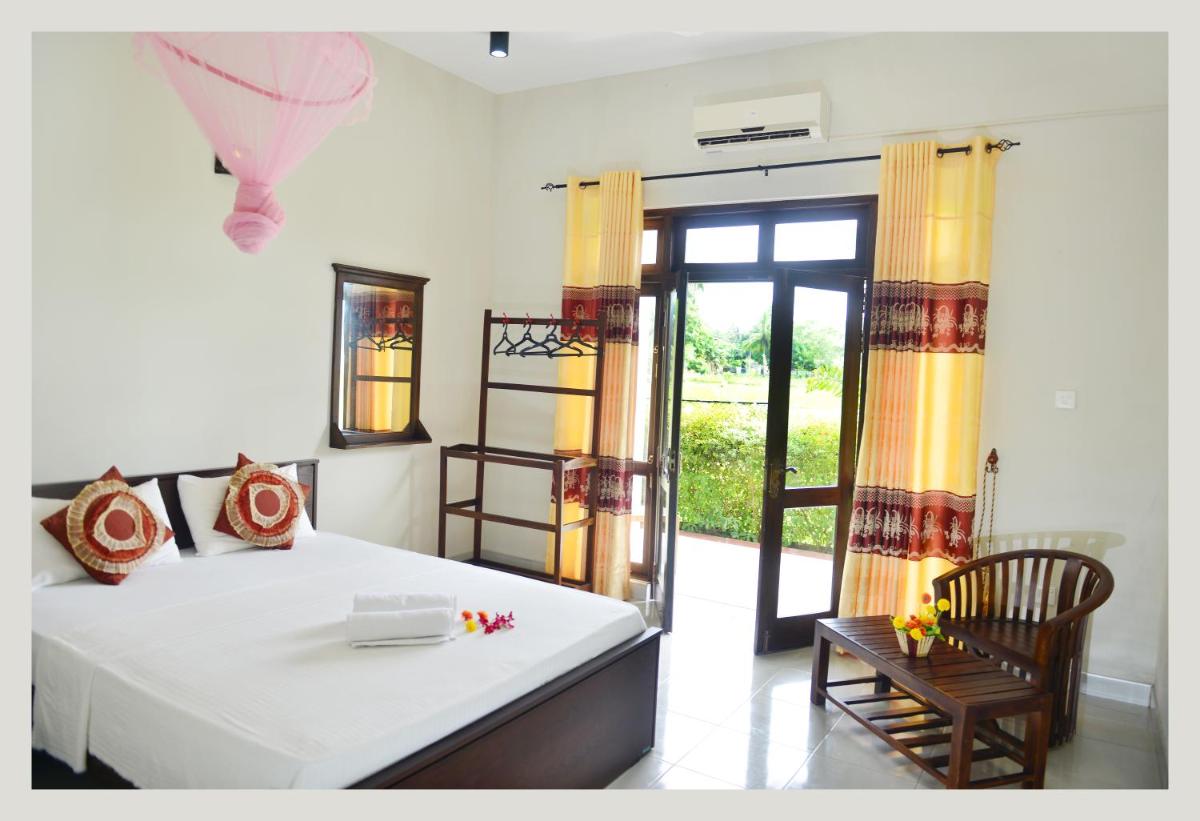 Standard Double or Twin Room with Garden View photo 2