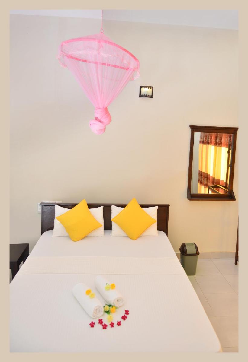 Standard Double Room with Fan photo 2