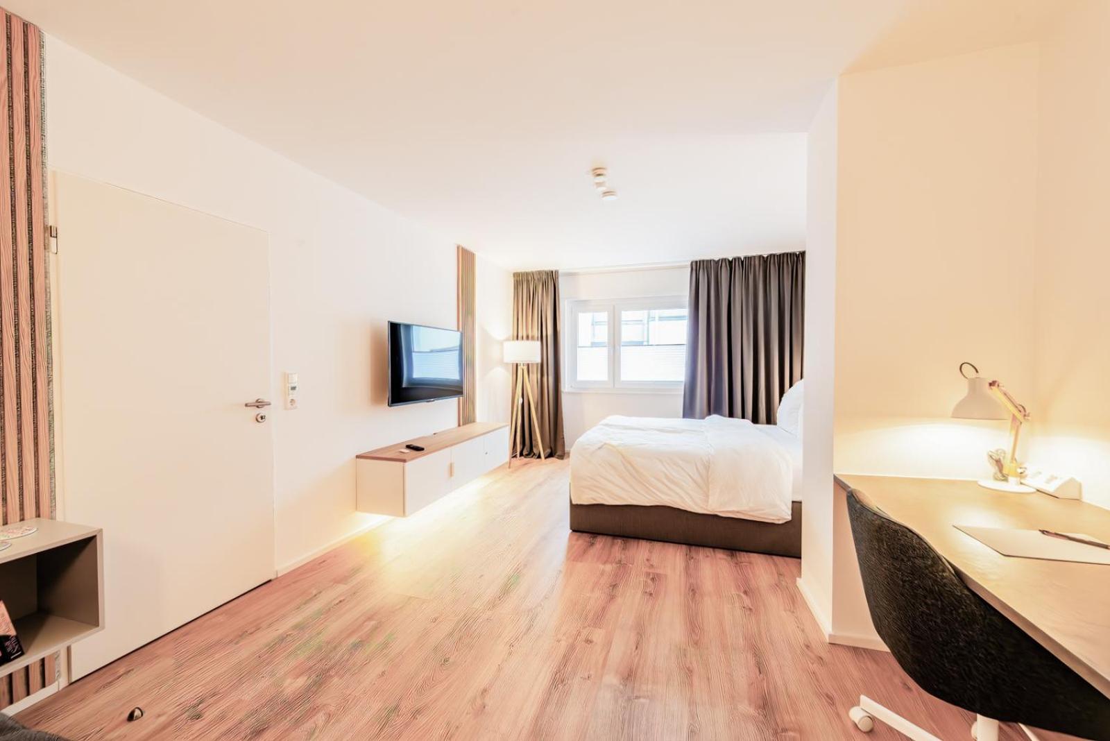 Studio Apartment With One Double Bed photo 3