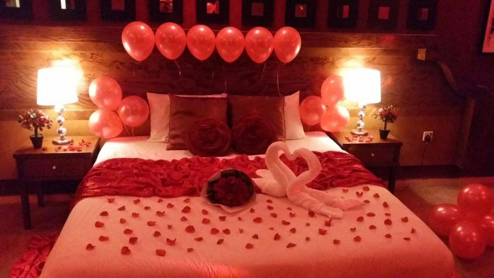 Honeymoon Suite photo 3