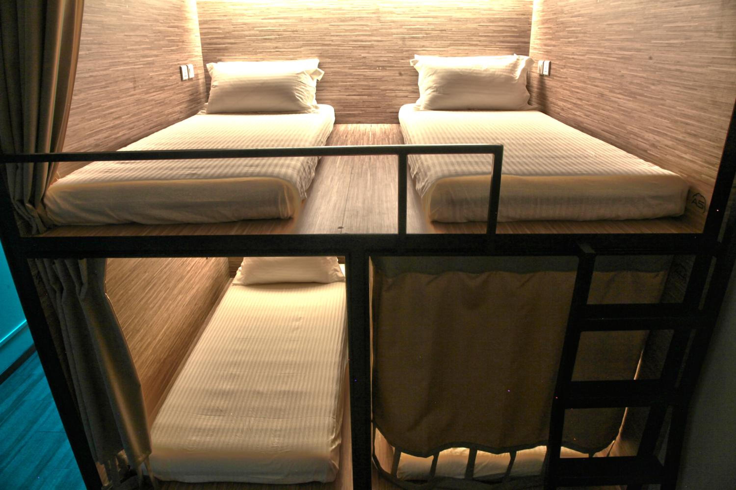 Couple Pod in Mixed Dorm photo 3