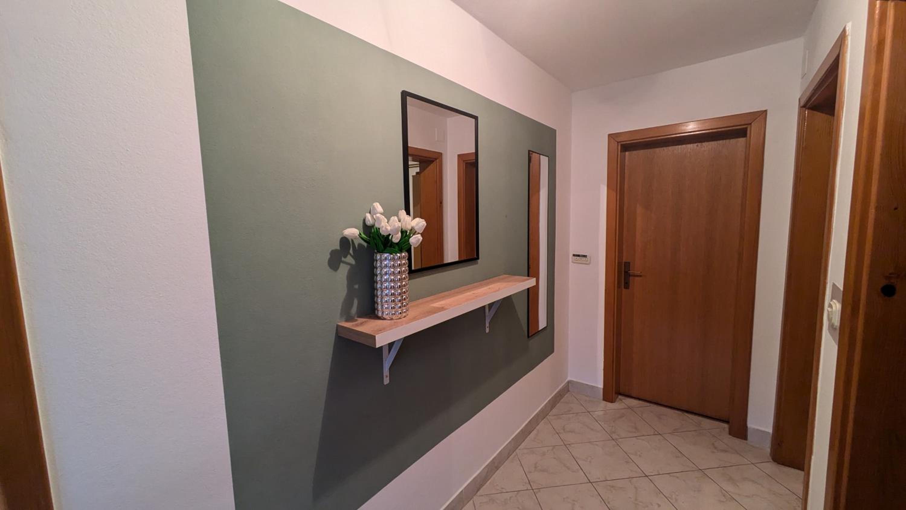 Two-Bedroom Apartment - Photo 19