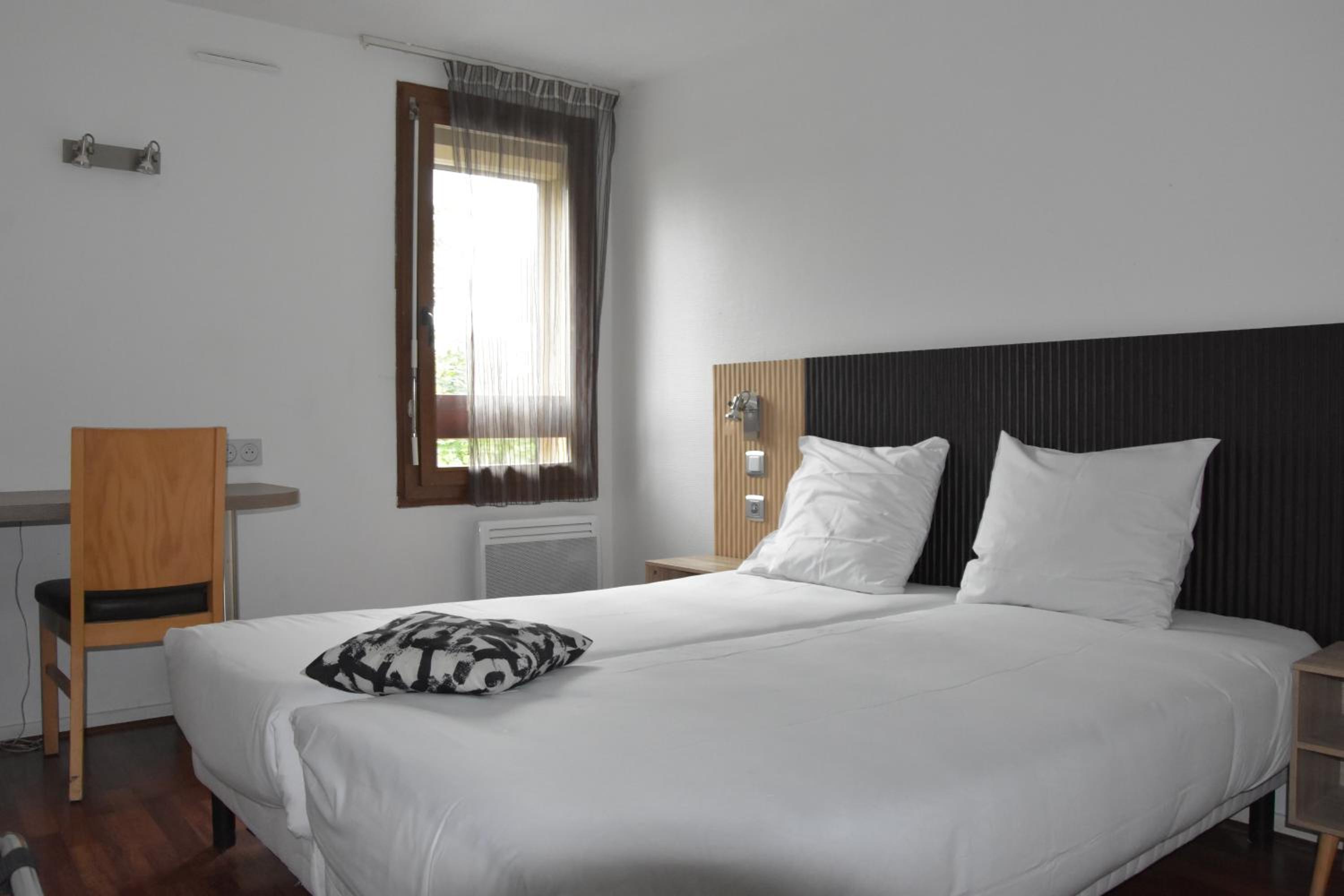 Quadruple Room - Photo 2