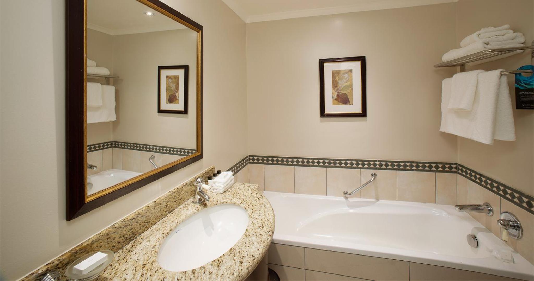 Standard Queen Room photo 2