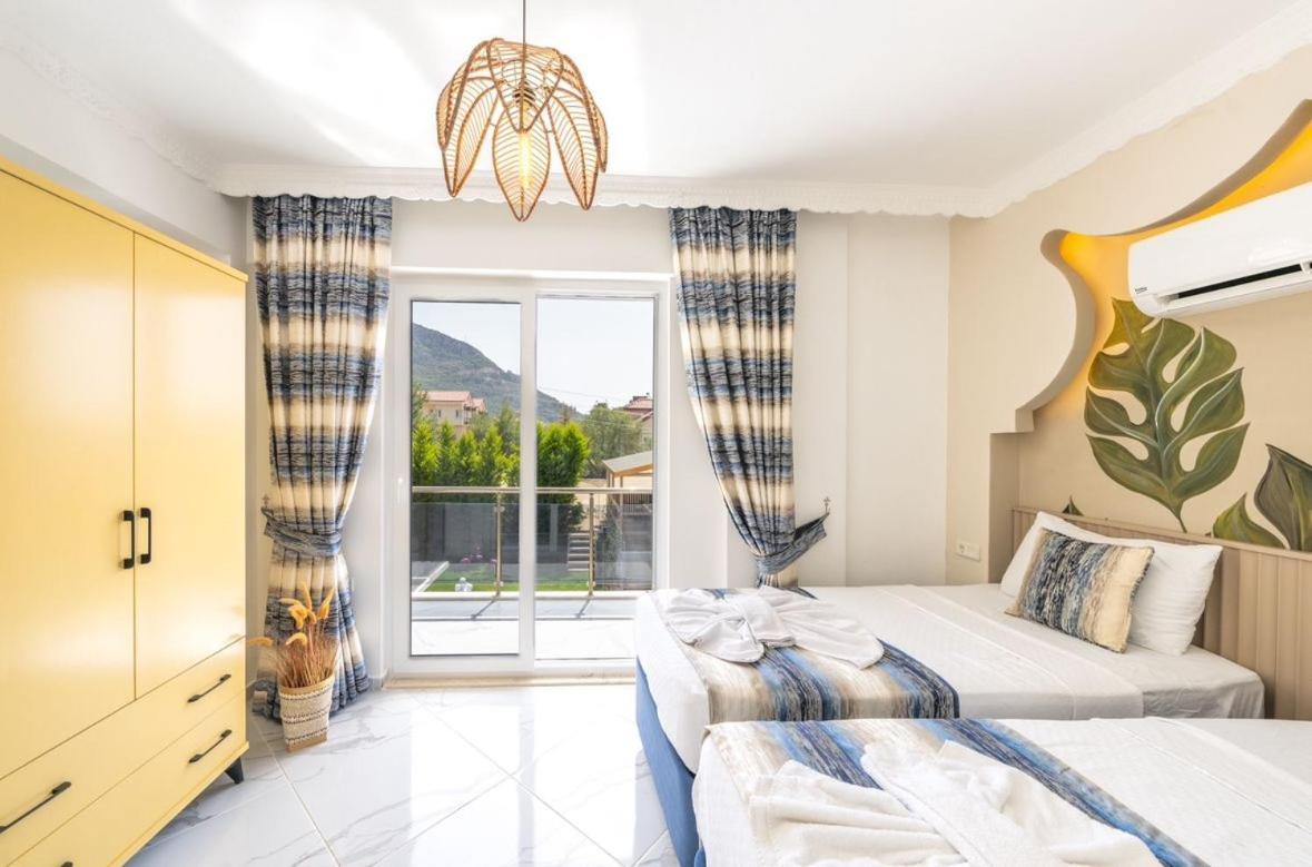 Three-Bedroom Villa photo 1