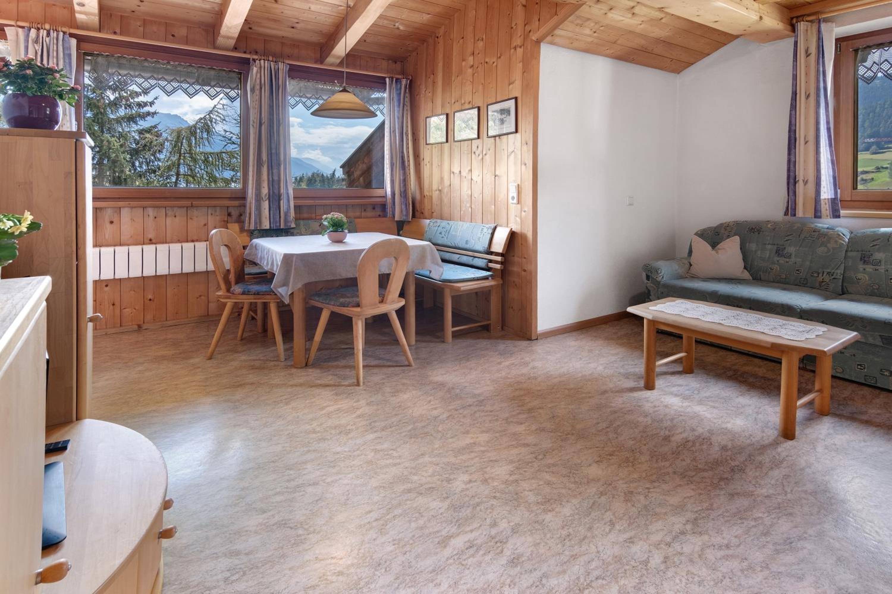 Two-Bedroom Deluxe Apartment with Garden View