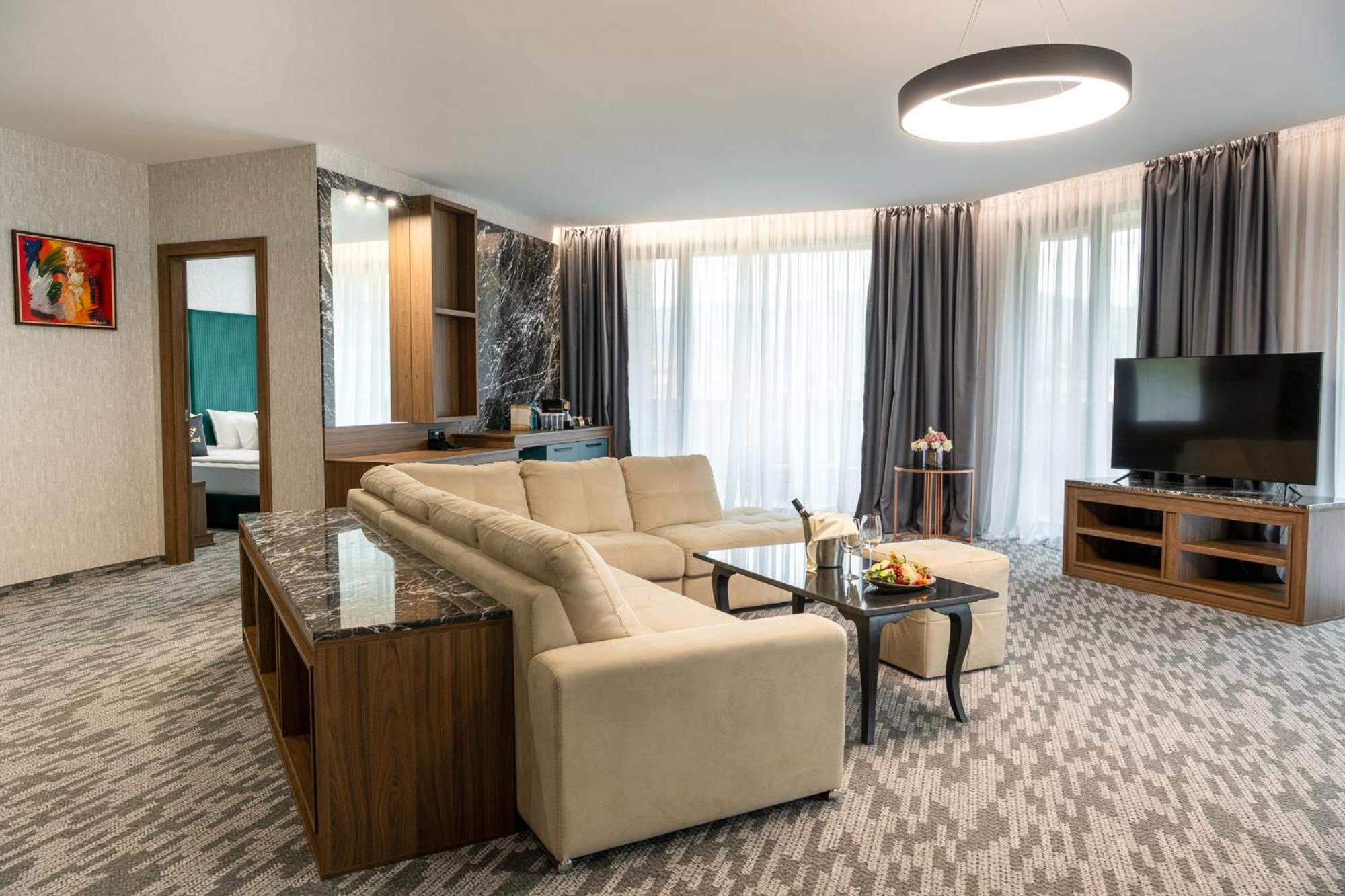 Superior Apartment - Photo 2