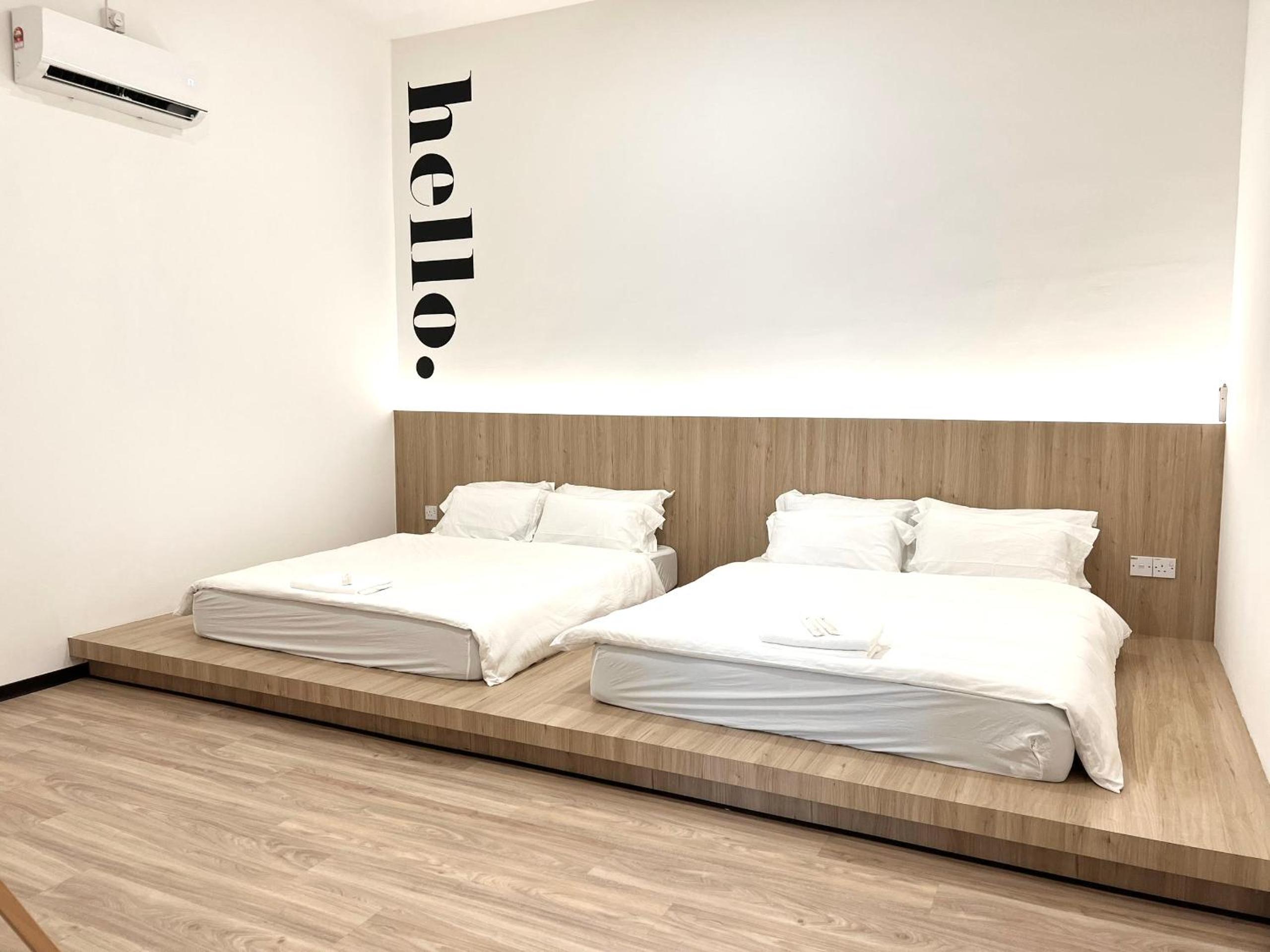 Quadruple Room with Shared Bathroom photo 1