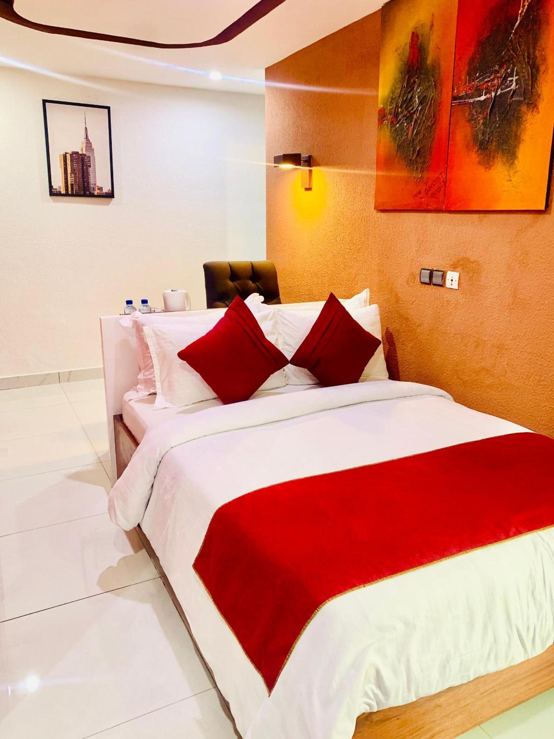 Double Room with Sea View - Photo 1