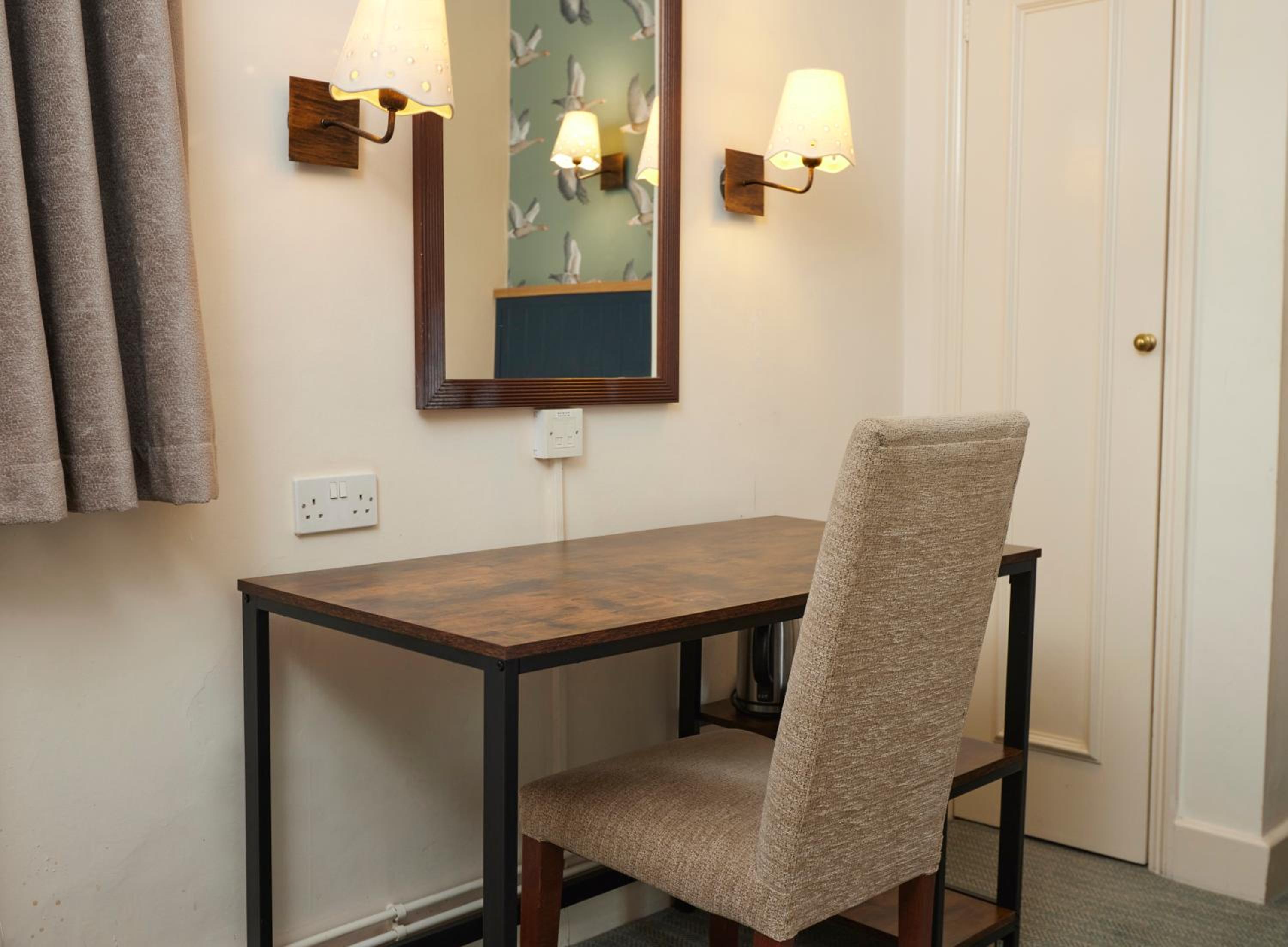 Single Room photo 3