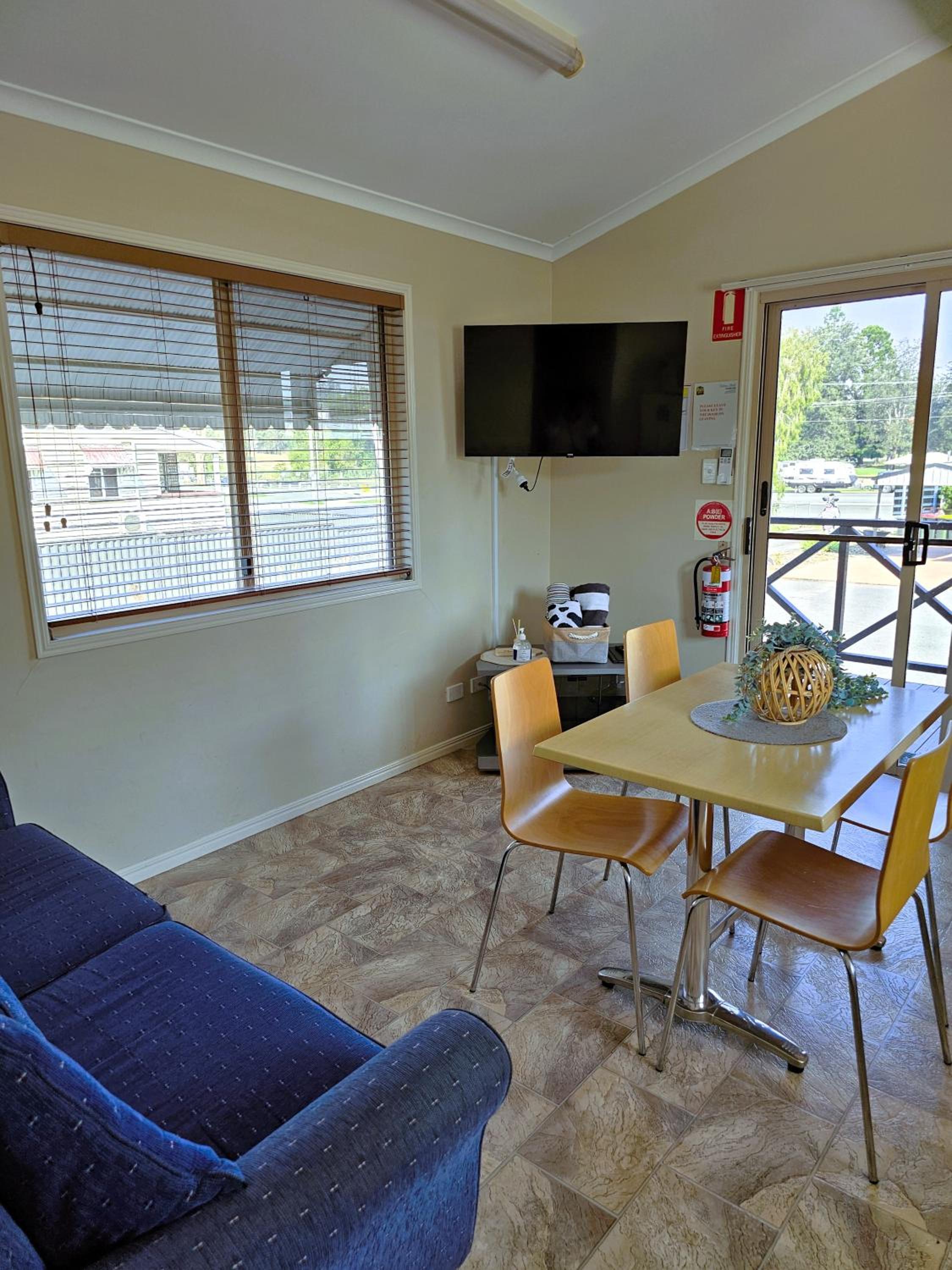Three-Bedroom Bungalow photo 2