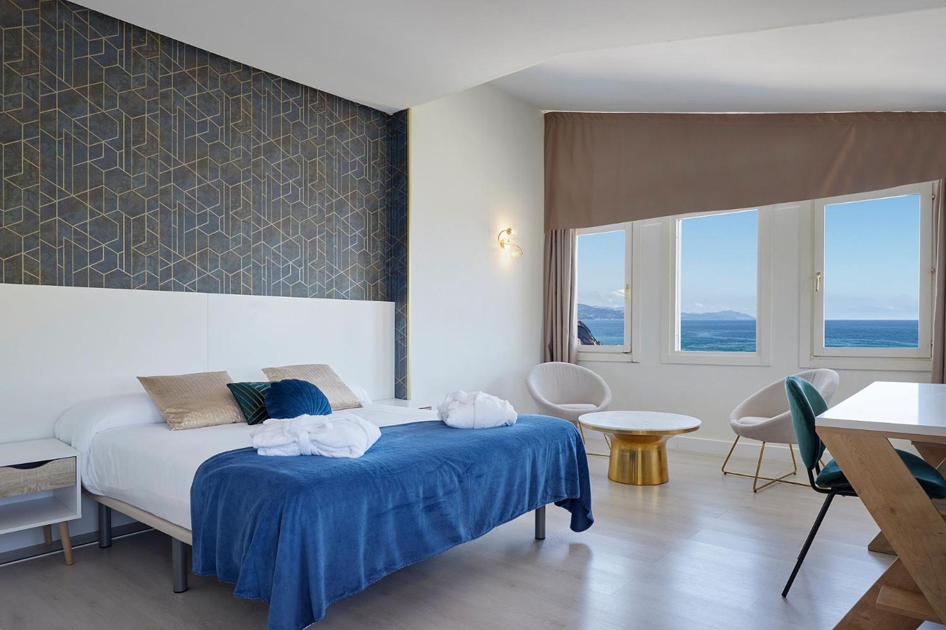 Superior Double Room with Sea View photo 3