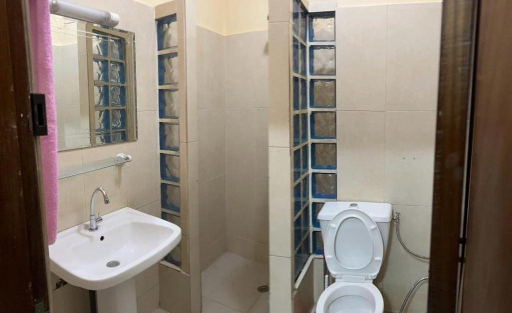 Large Double Room photo 3