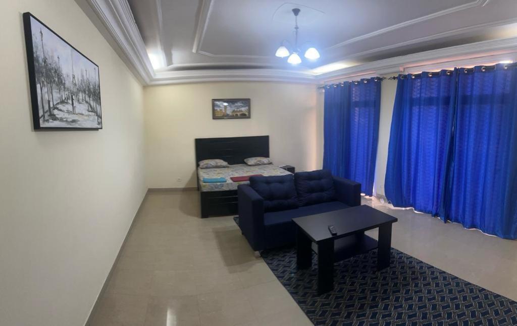 Large Double Room photo 2