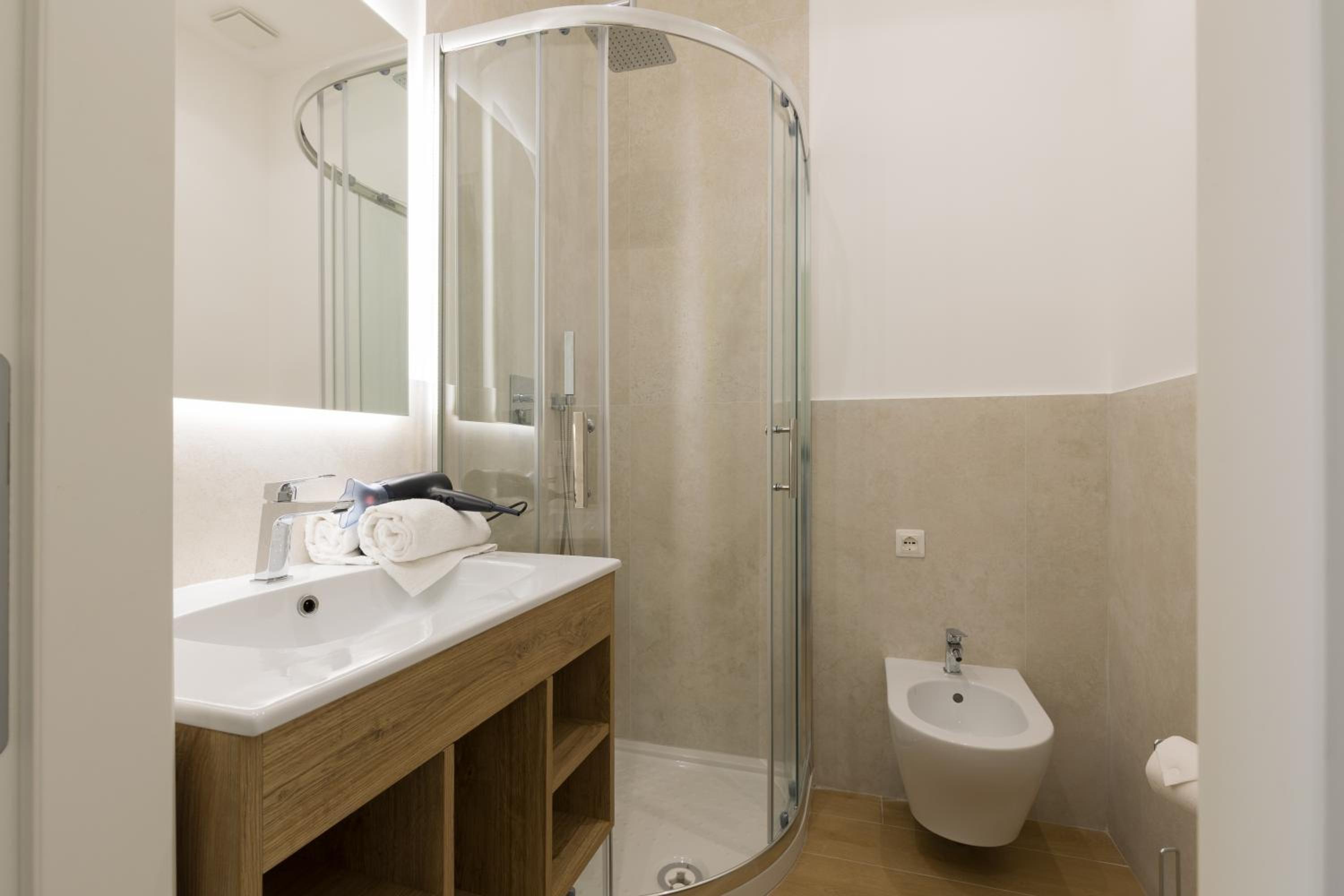 Deluxe Single Room photo 3