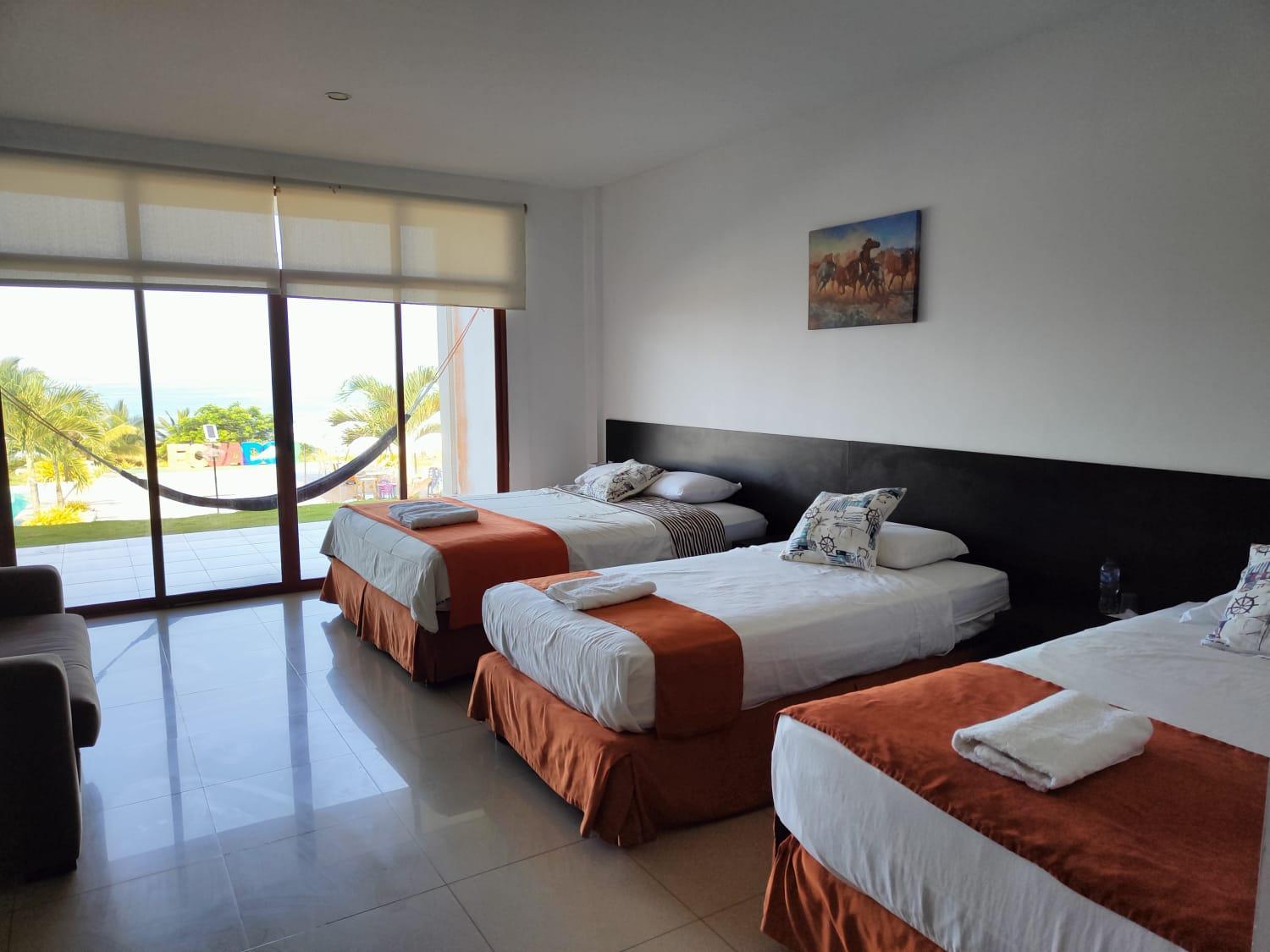 Family Room with Sea View photo 1