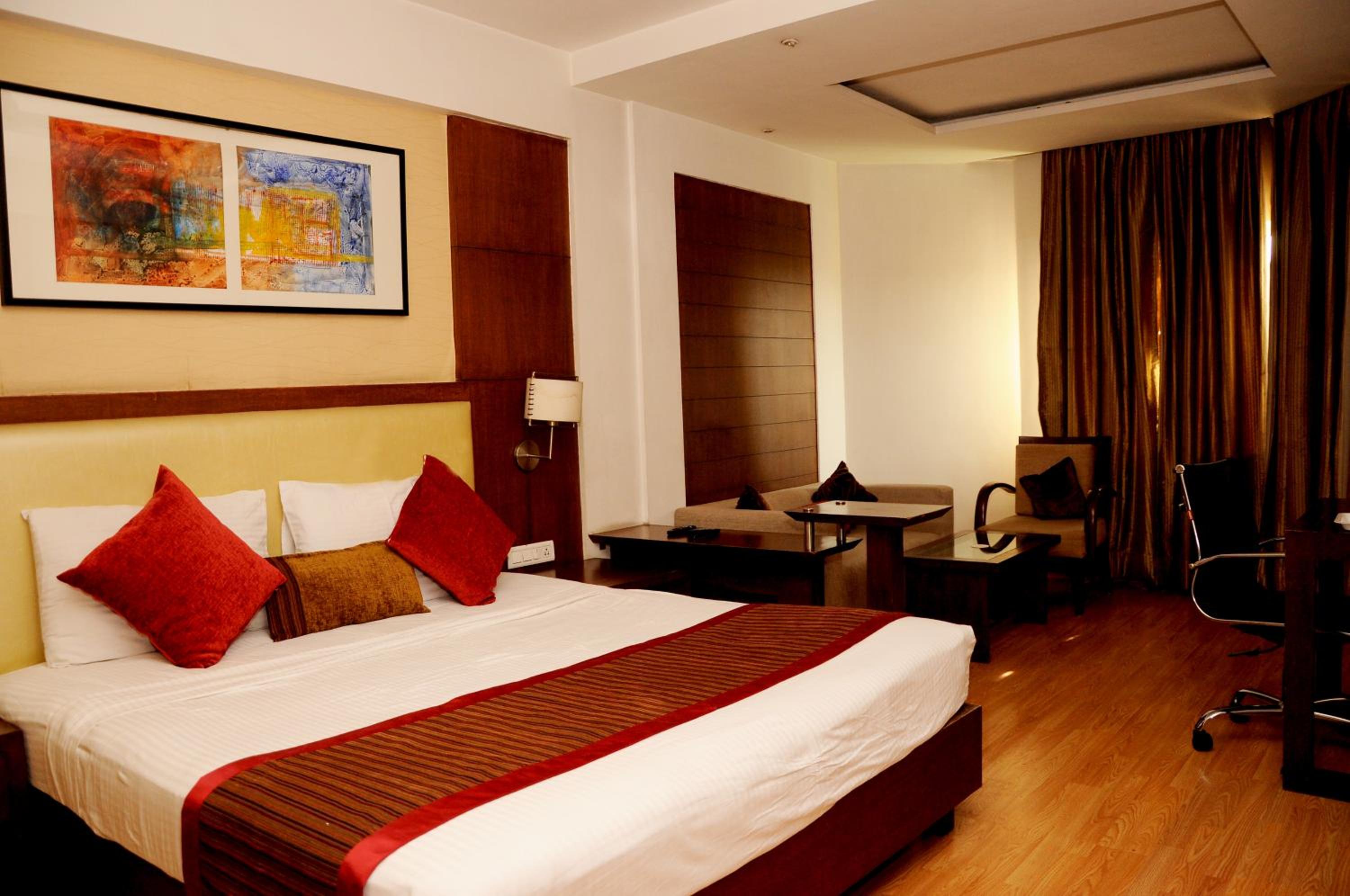 Deluxe Suite