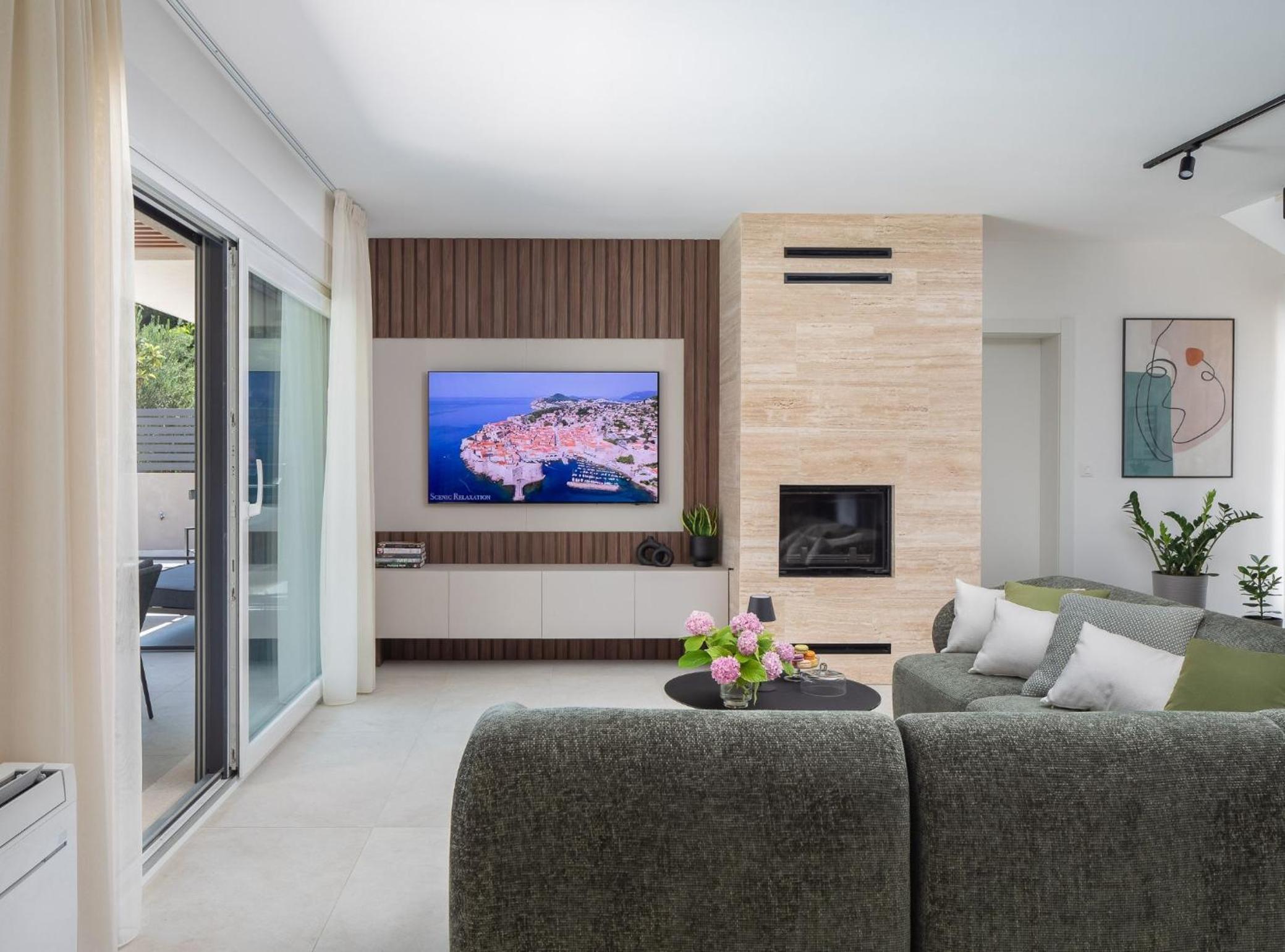 Four Bedroom Villa With Pool